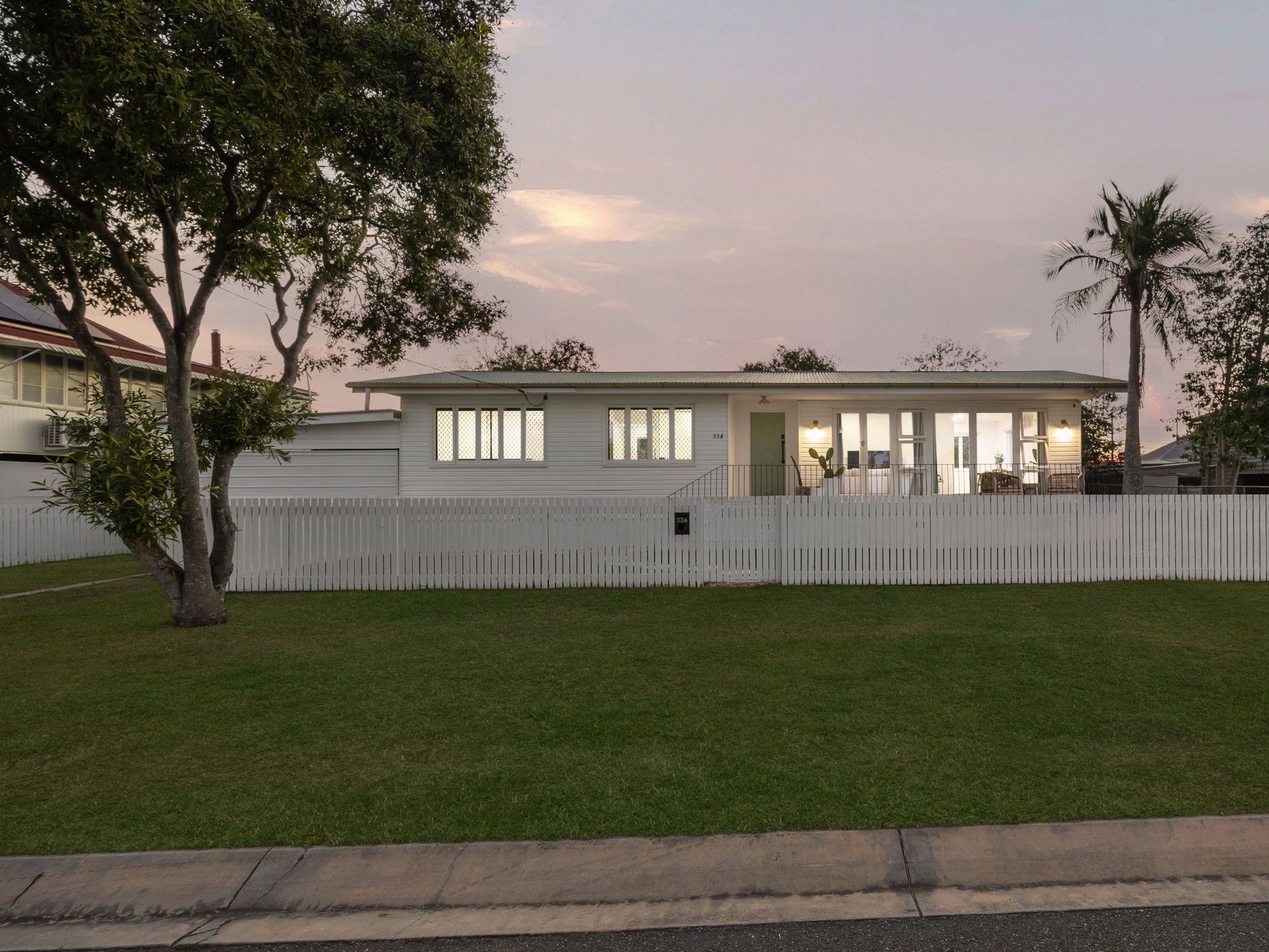 33a Thompson Street, Silkstone, QLD 4304