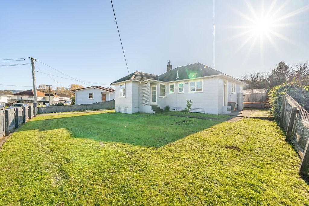 23 Strand Crescent, Naenae, Lower Hutt City
