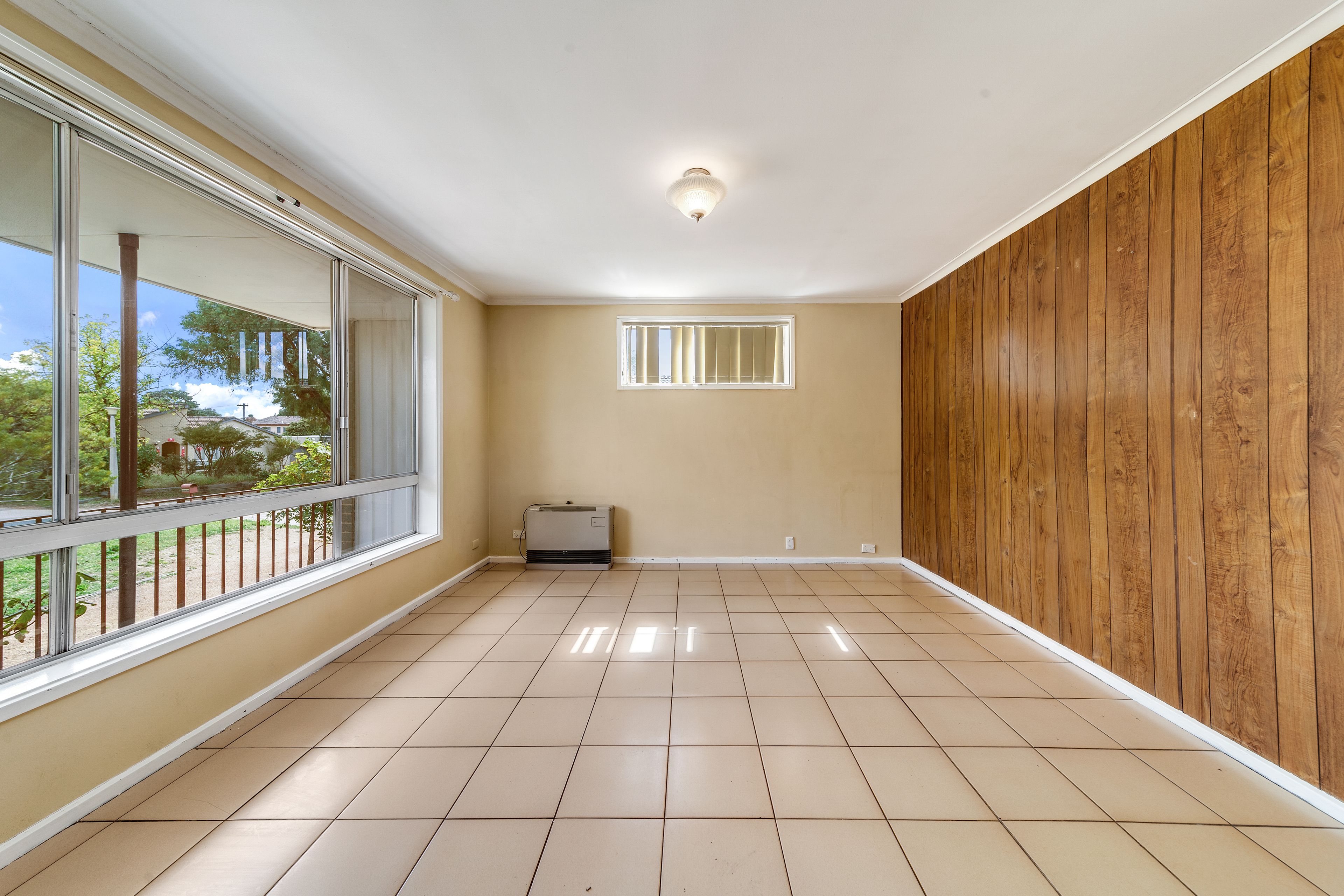 18 Milford Street, Latham, ACT 2615