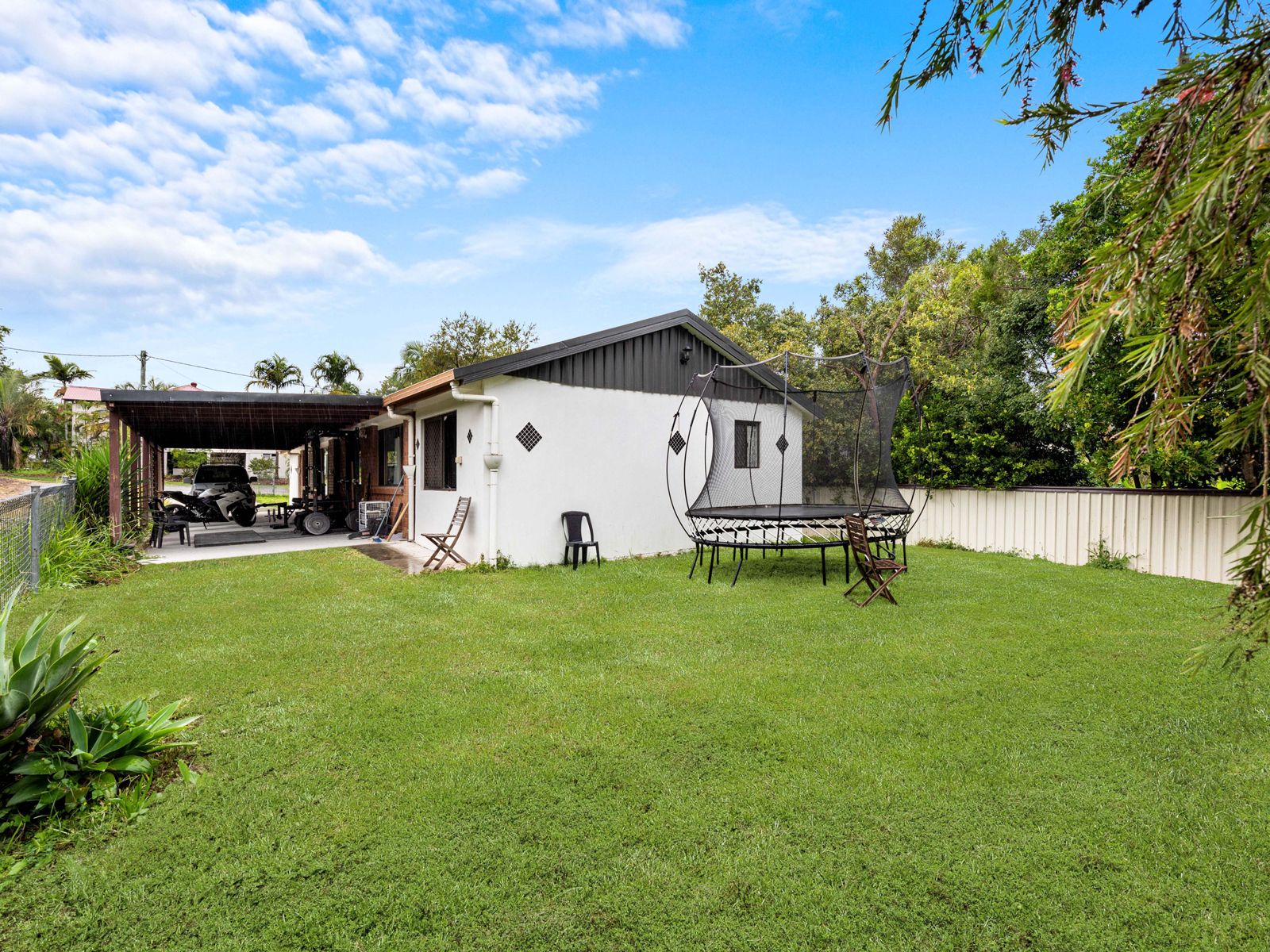 3 Broadmere Street, Annerley, QLD 4103