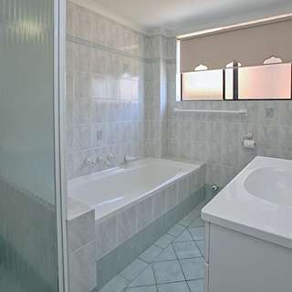 Find Places to Stay in Tuncurry on Airbnb