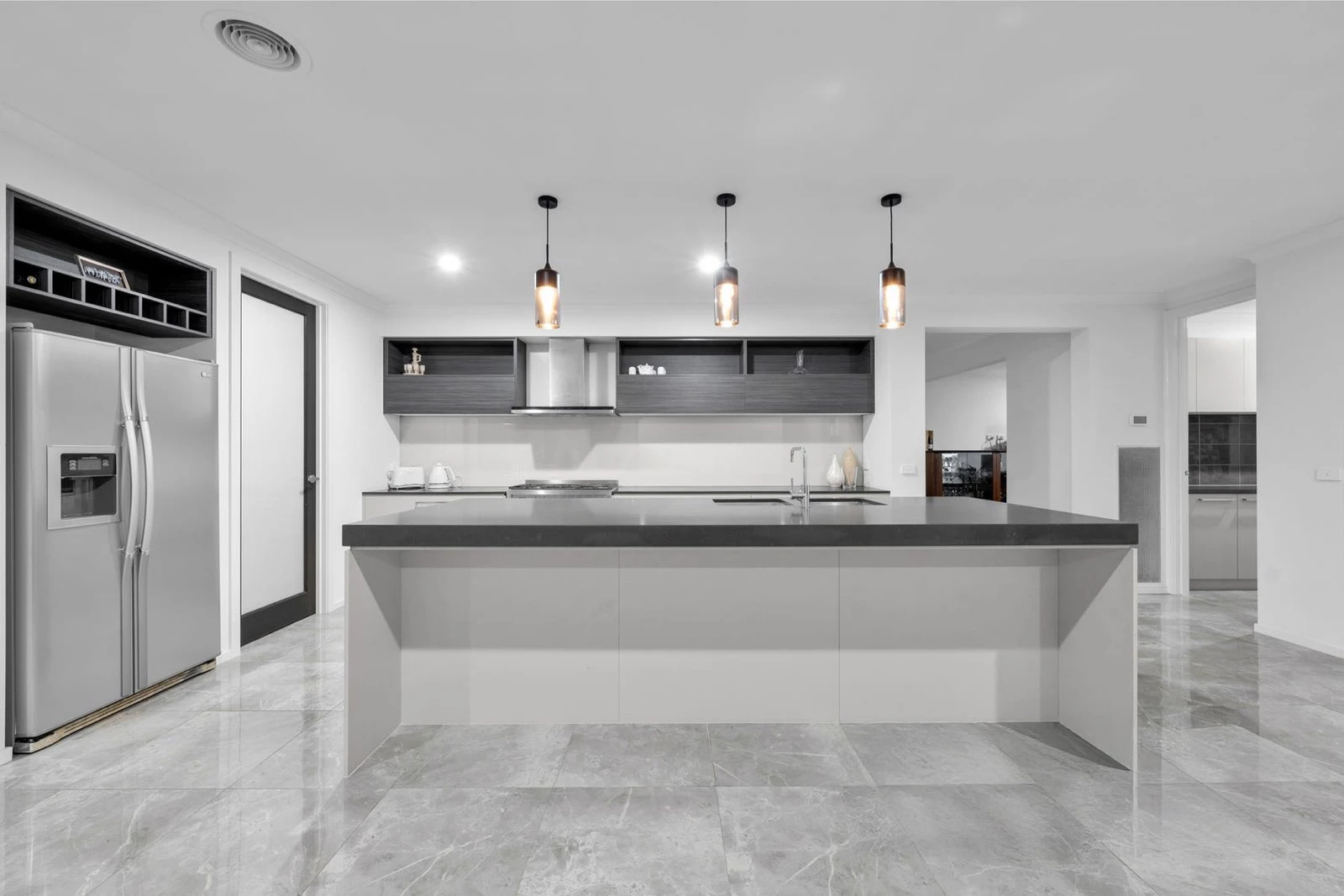 33 Rossiter Retreat, Cranbourne North, VIC 3977