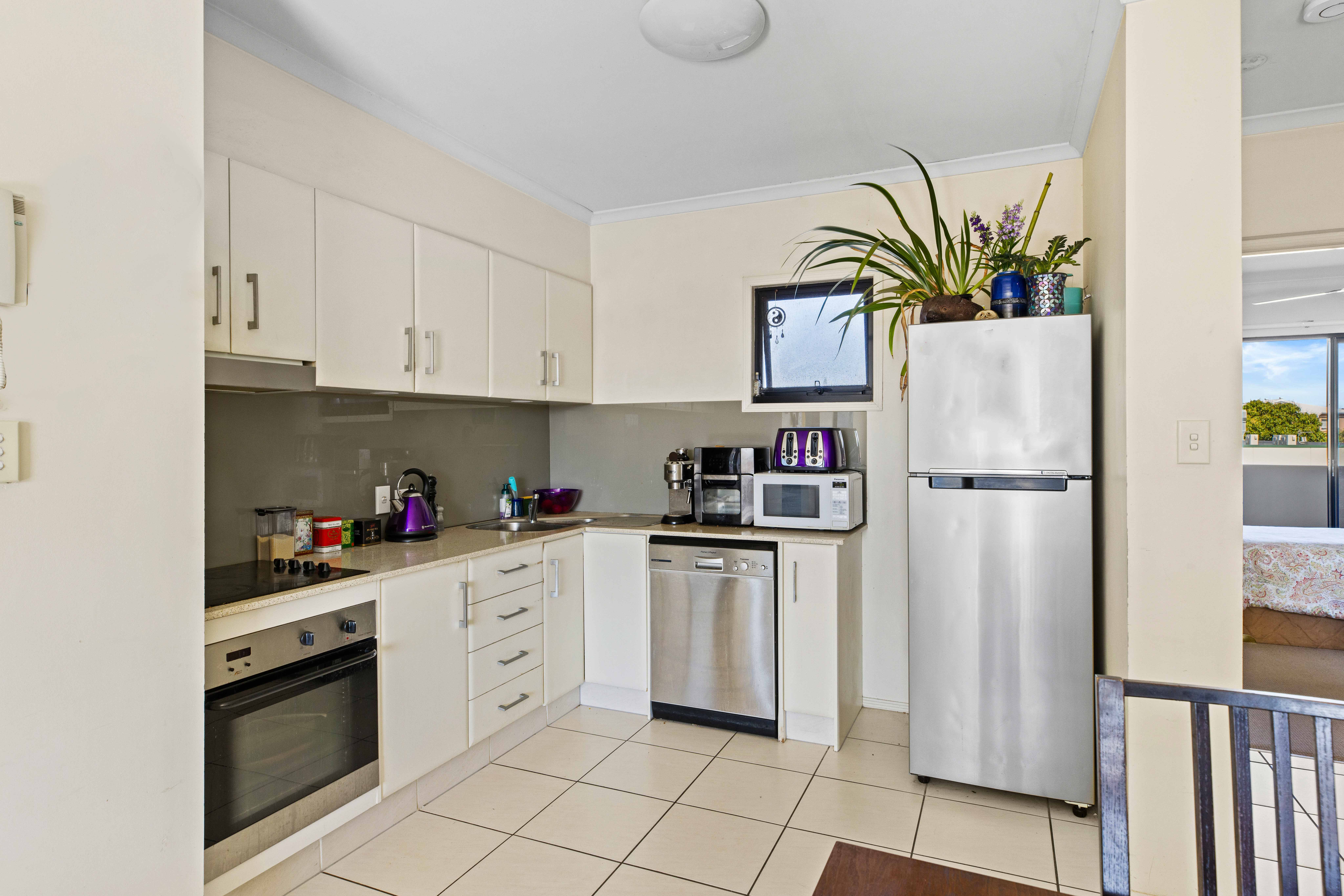 11/2104-2106 Gold Coast Highway, Miami, QLD 4220