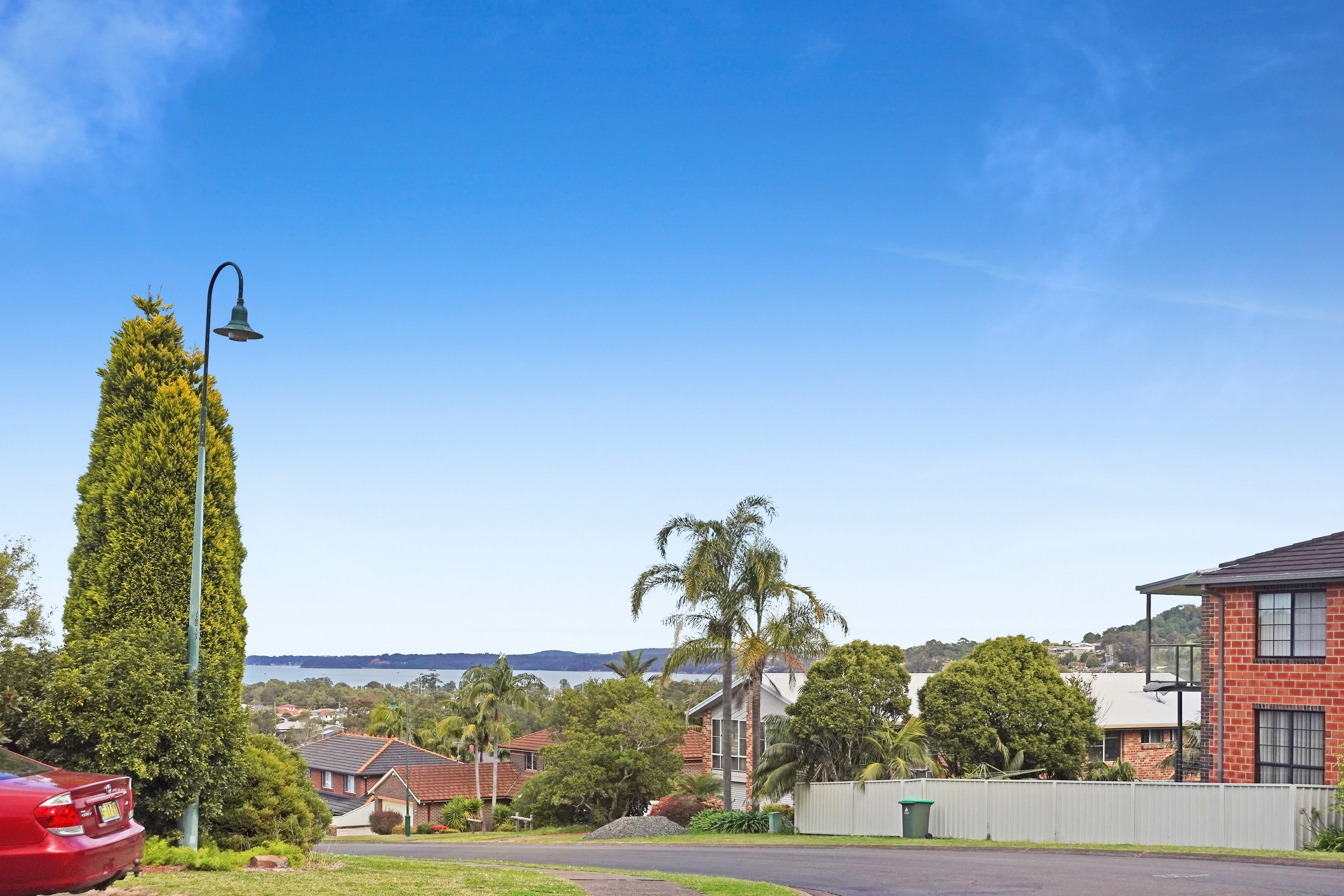 10 Ulverston Way, Lakelands, NSW 2282