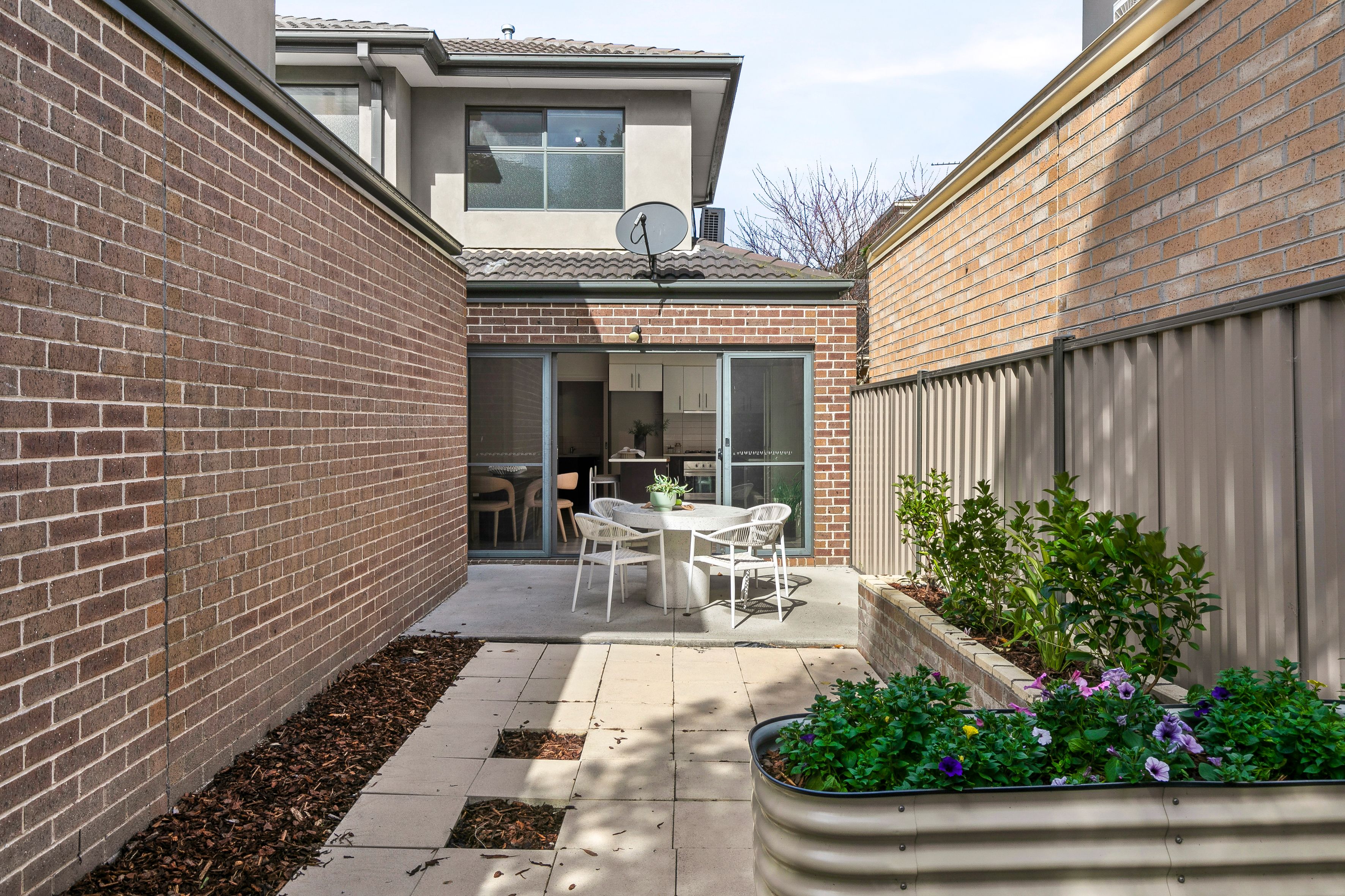 2/134 Kitchener Street — photo 15 of 16