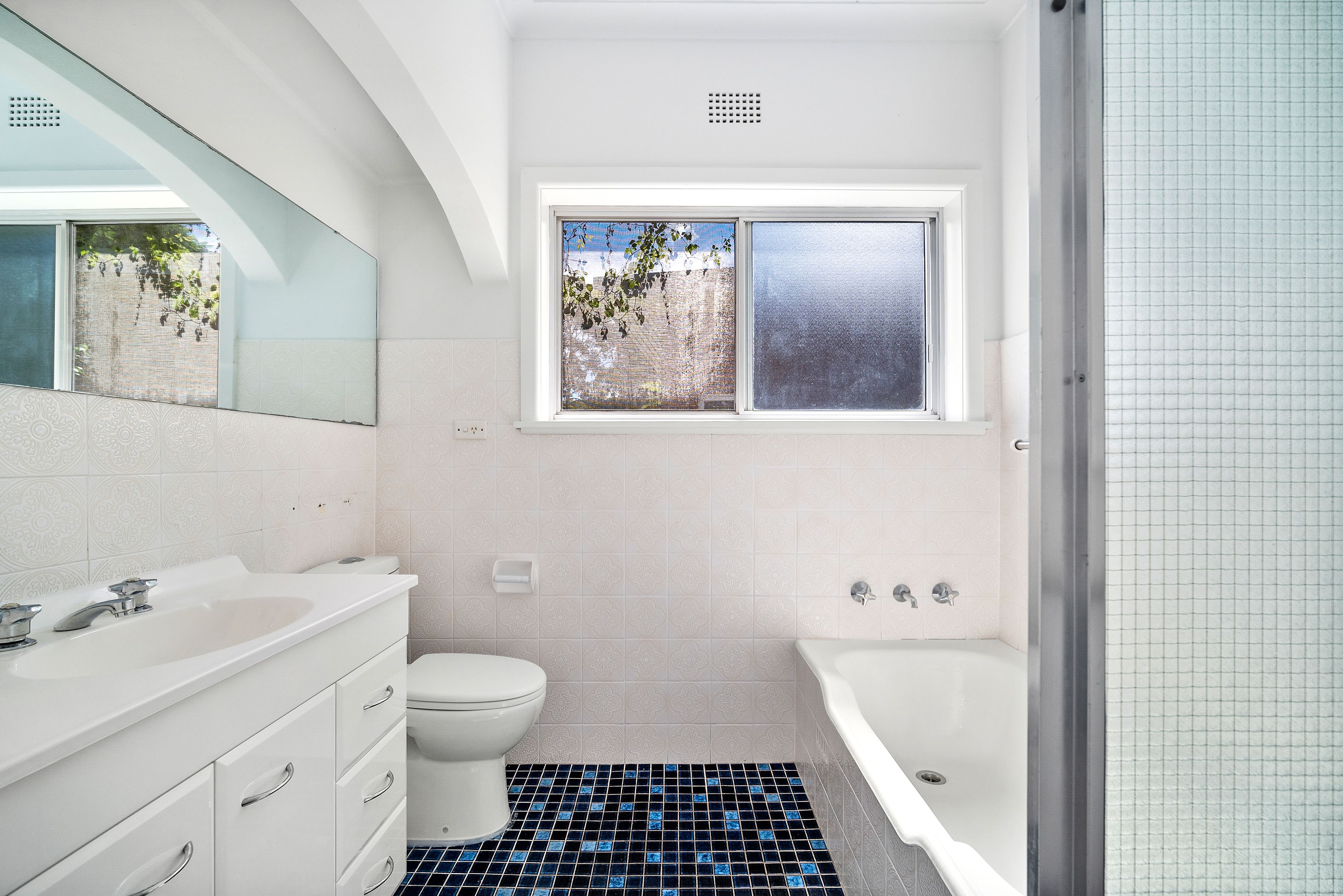 11 Burke Street — photo 10 of 15