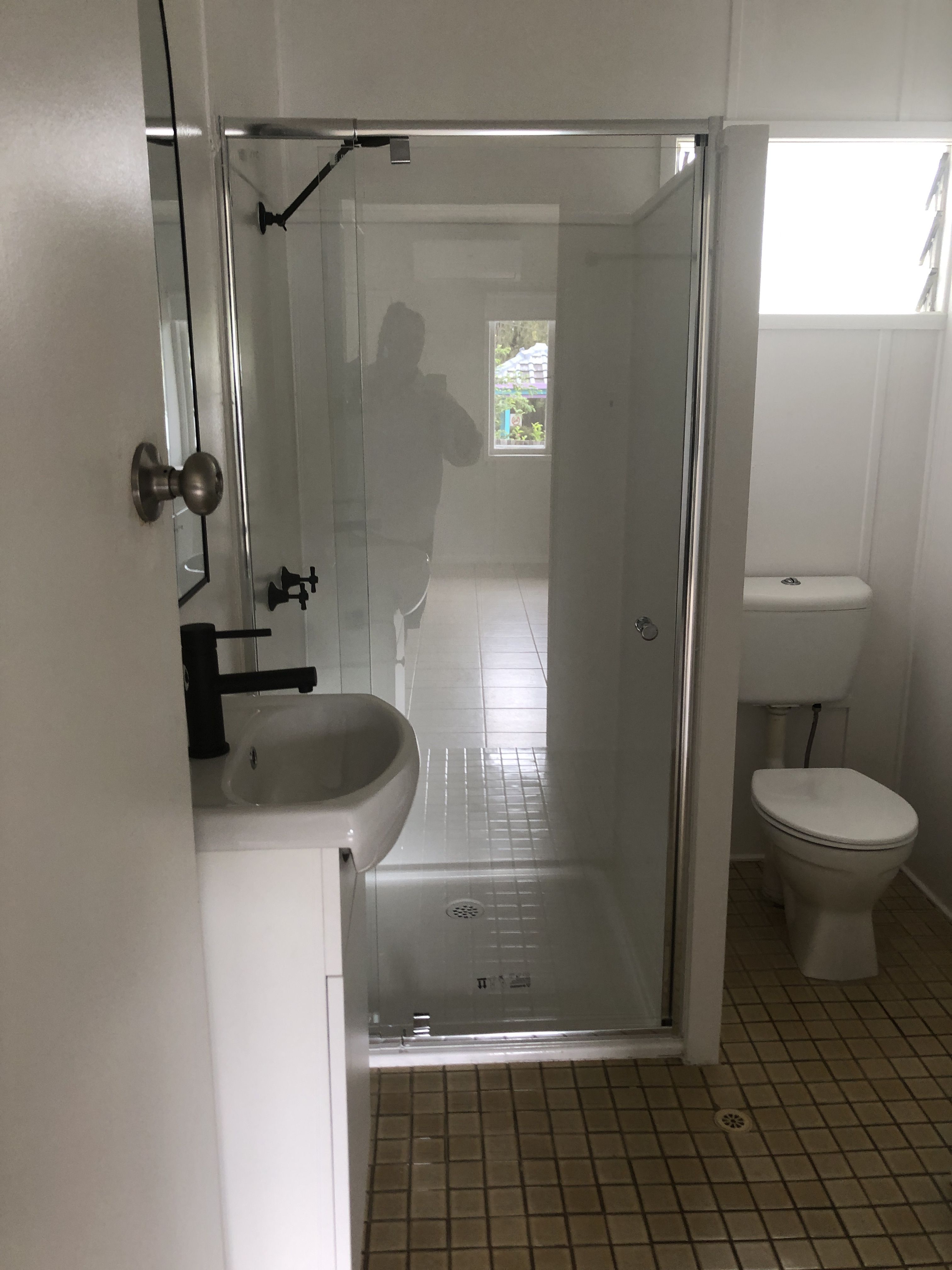 unit 2/42 Tina Street — photo 4 of 10