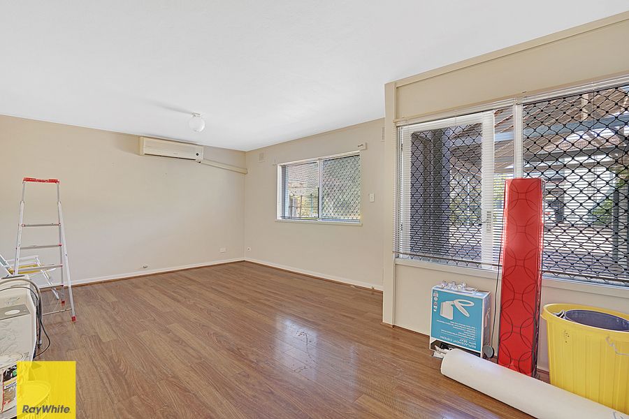 22c Casserley Avenue, Girrawheen, WA 6064