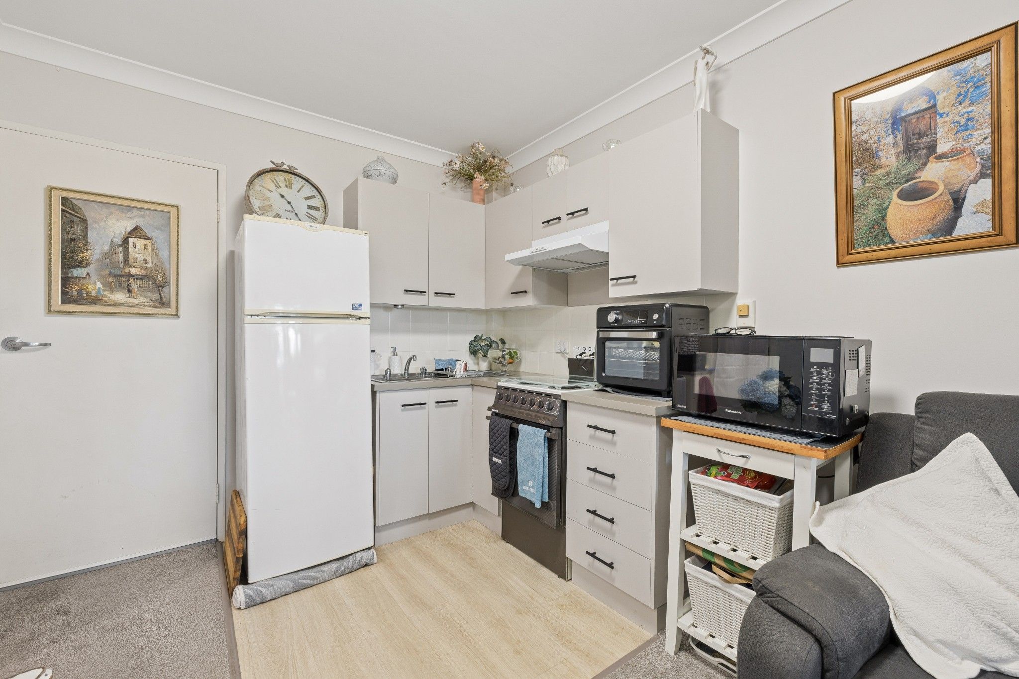 66/15 Carmichael Court — photo 4 of 10