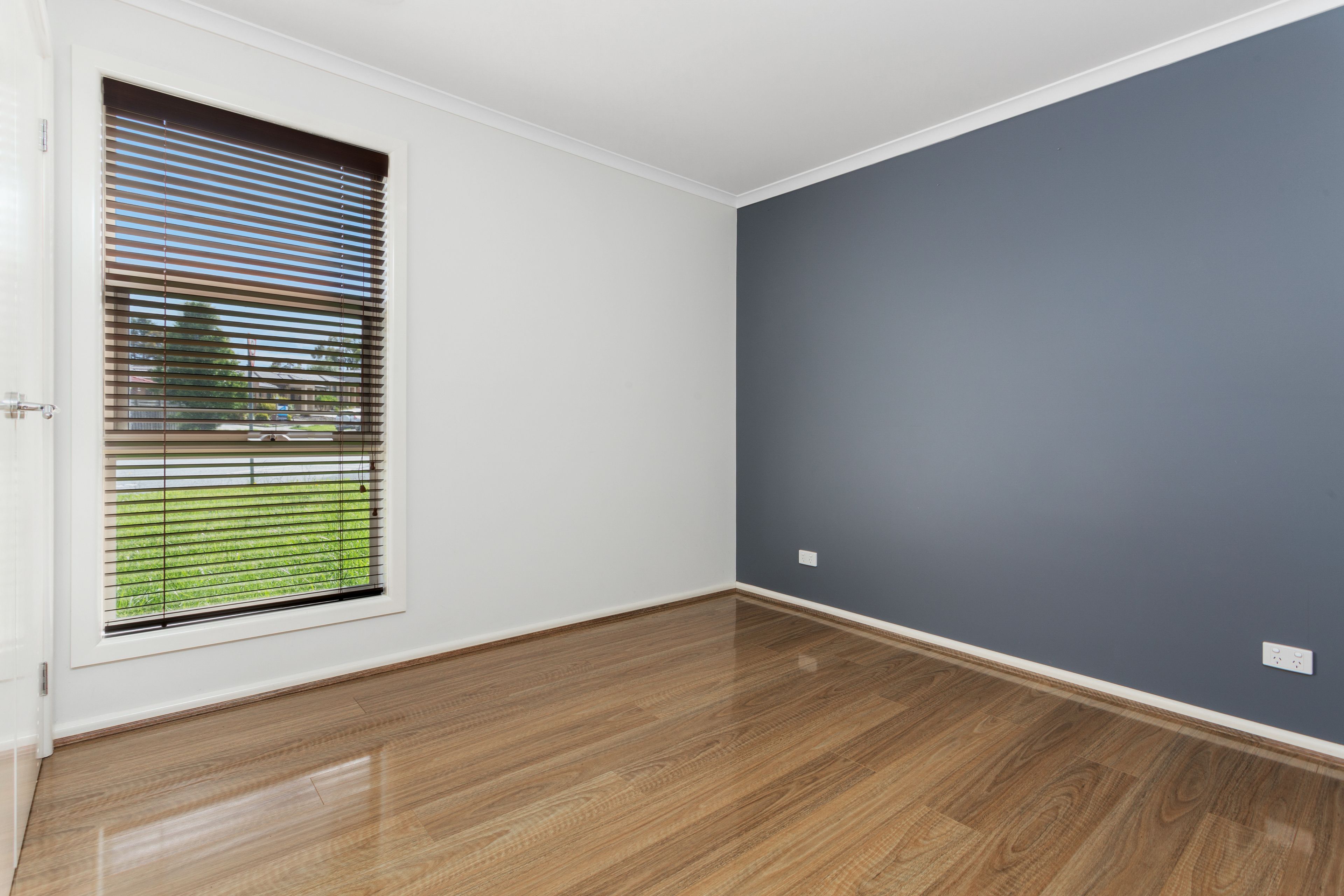 10 Riviera Drive — photo 13 of 17