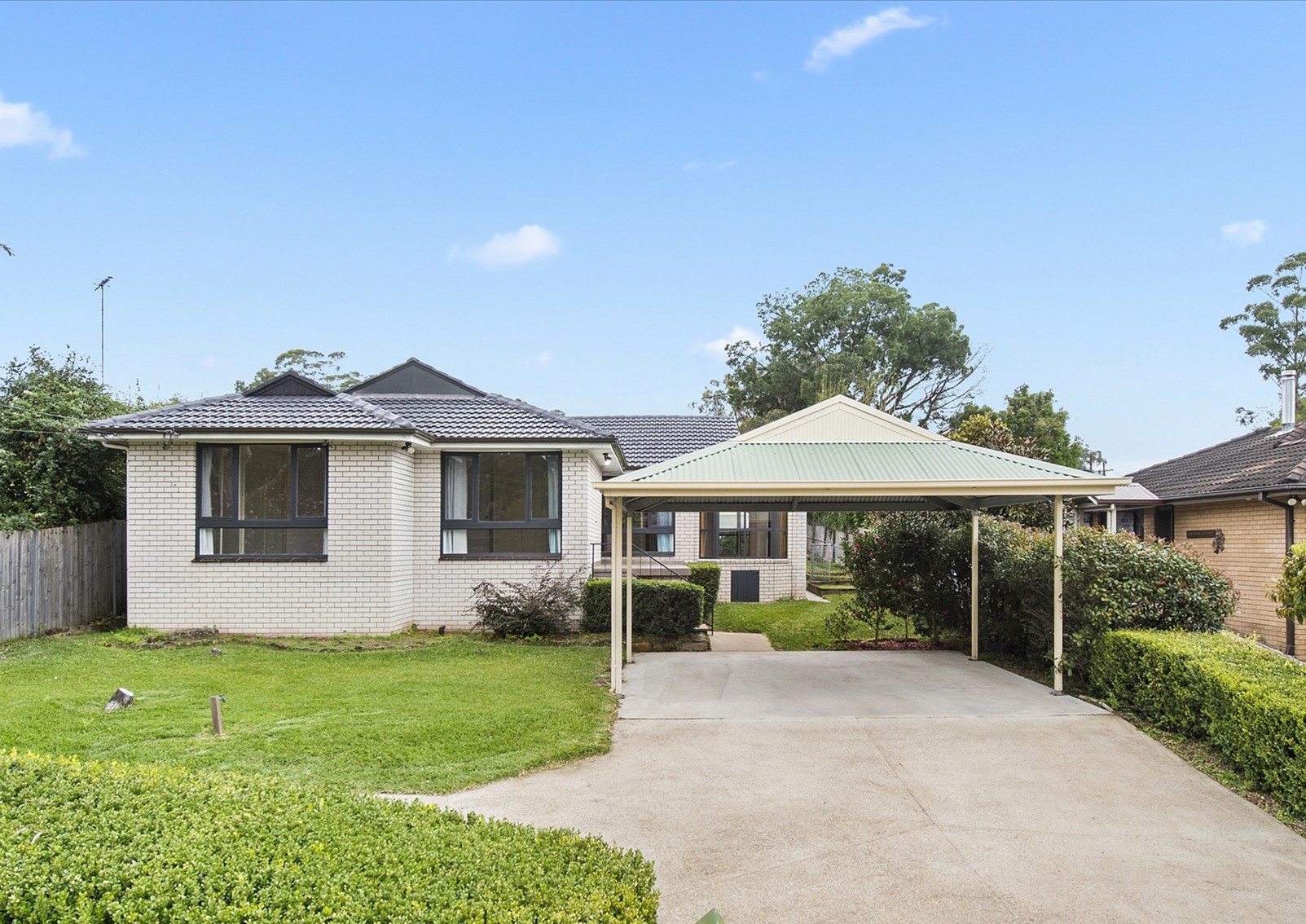 233 Galston Road, Hornsby Heights, NSW 2077