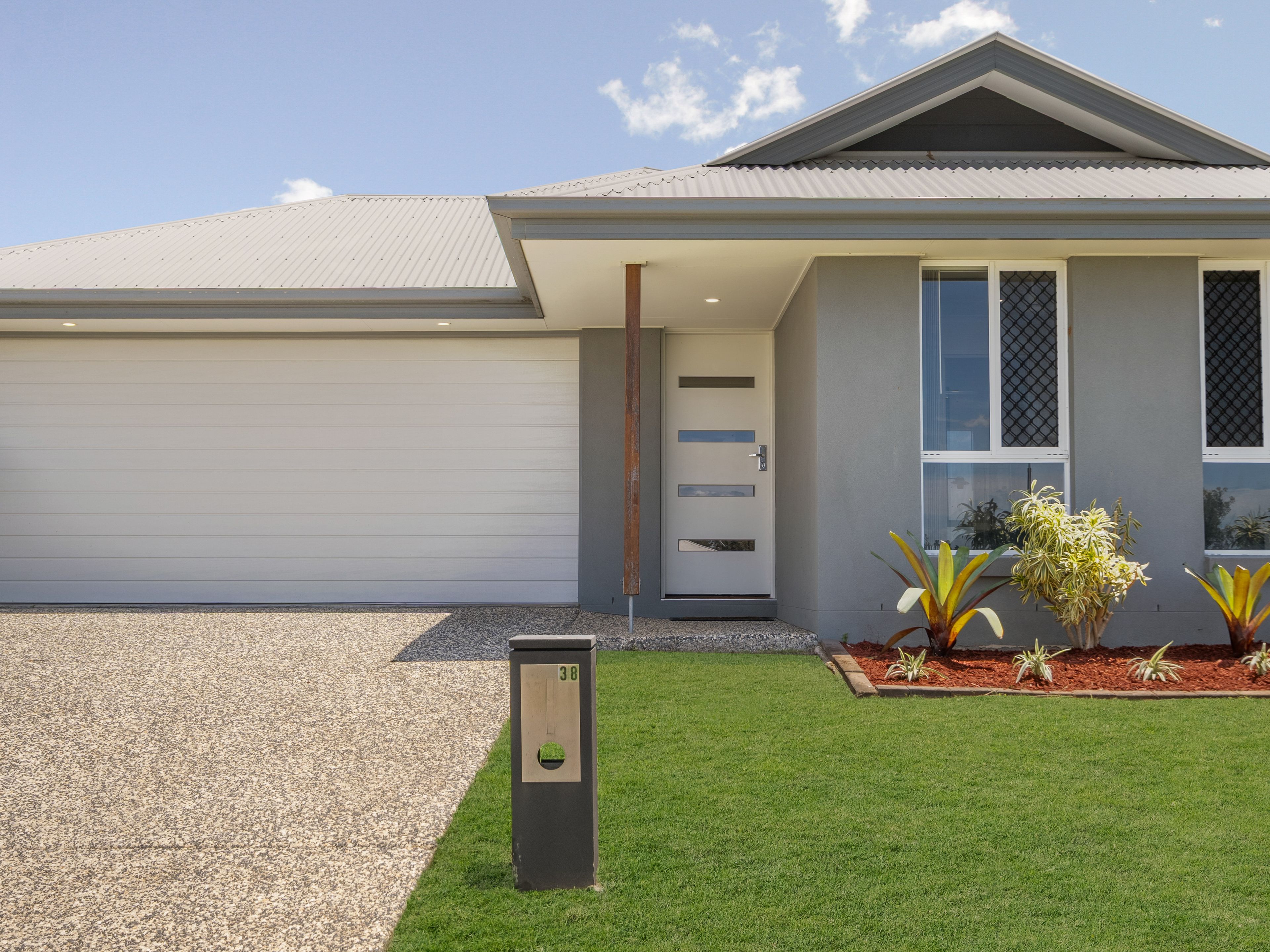 38 Antelope Street, Dakabin, QLD 4503