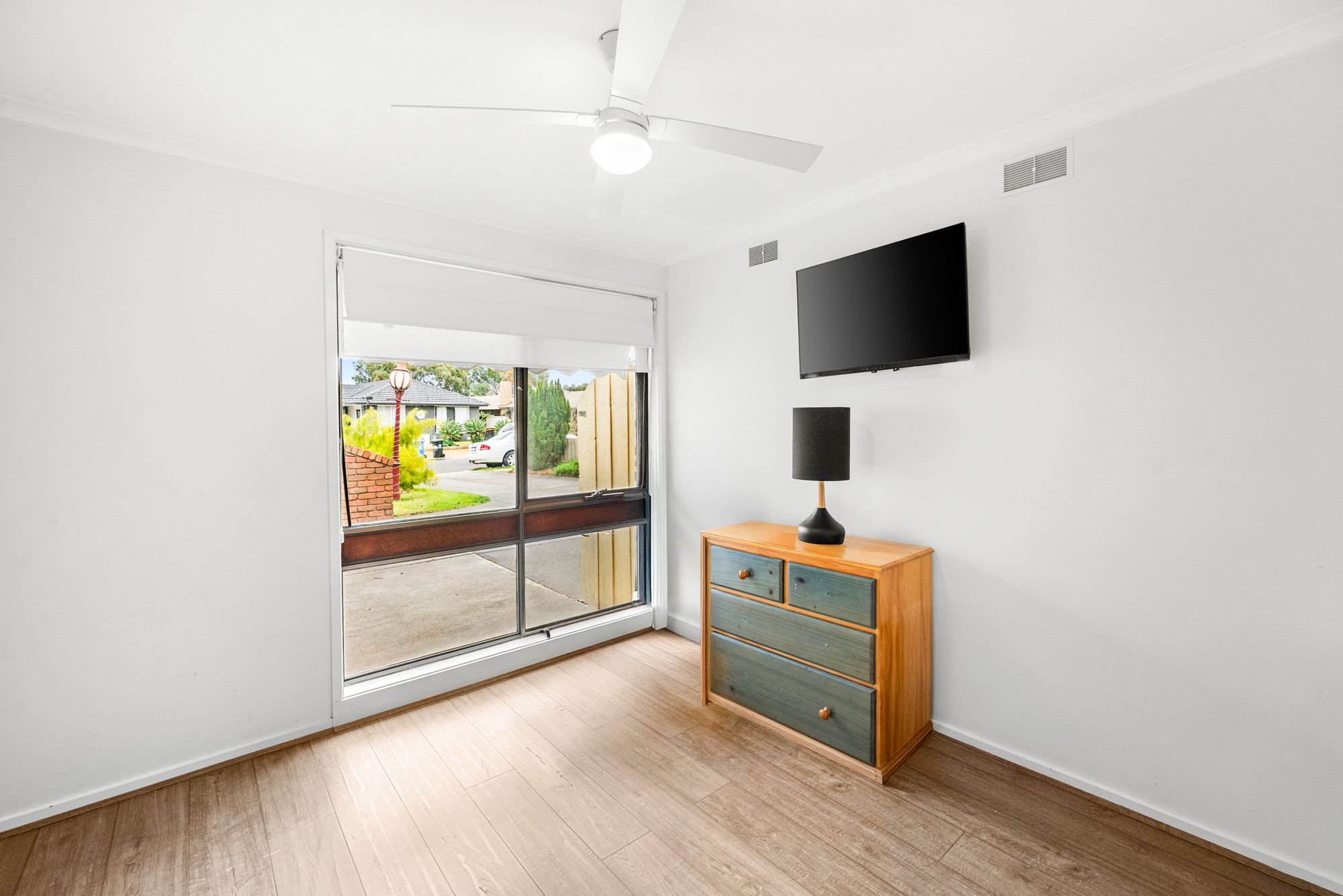 30 Tyrone Street — photo 18 of 23