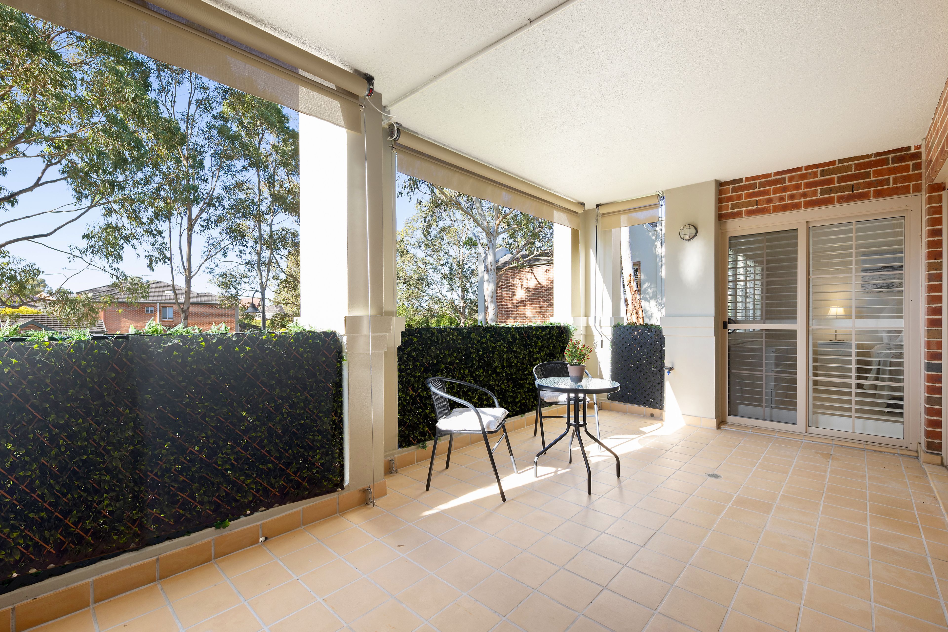 4/6 Aurora Drive — photo 4 of 8