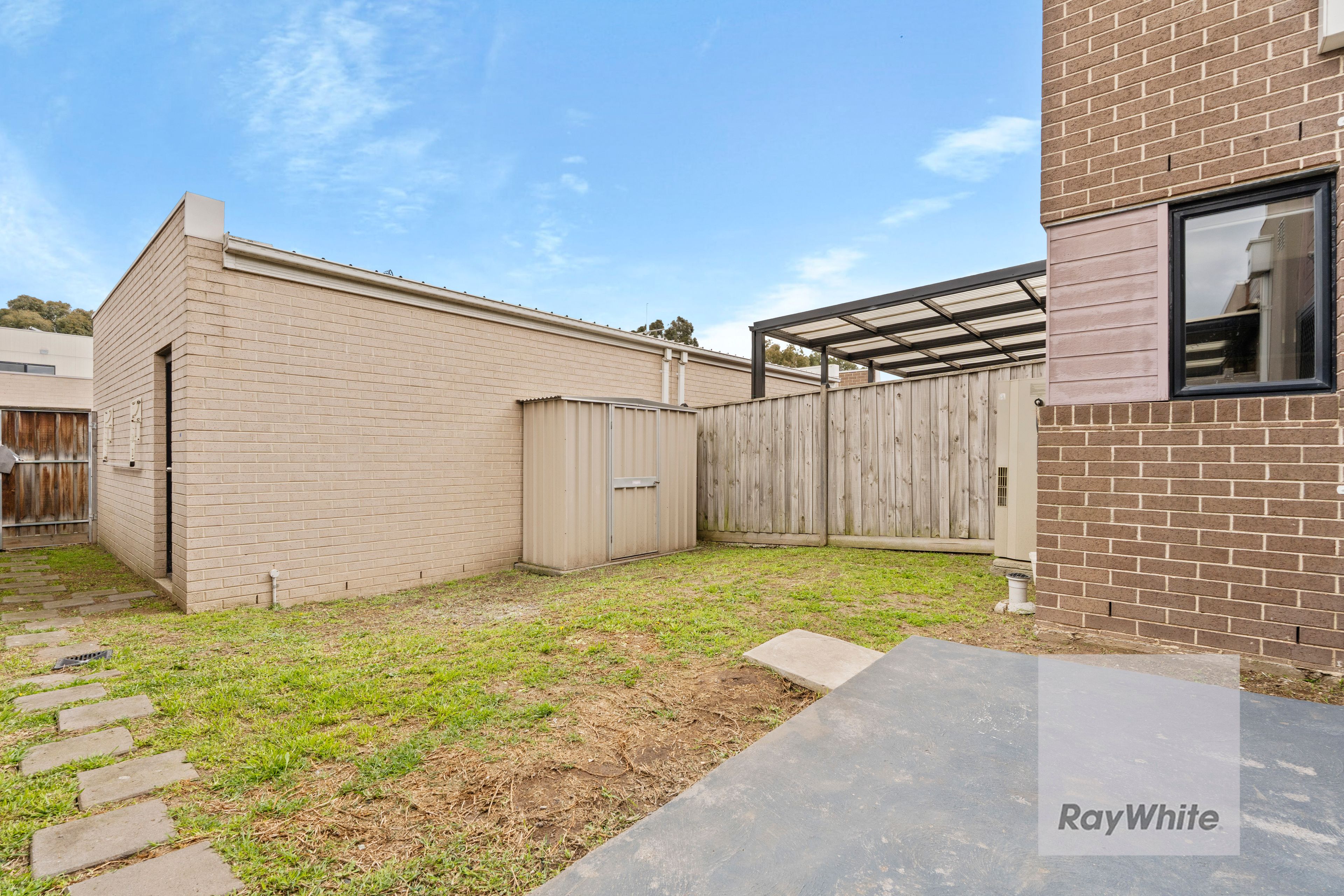 17 Pontoon Street — photo 13 of 14