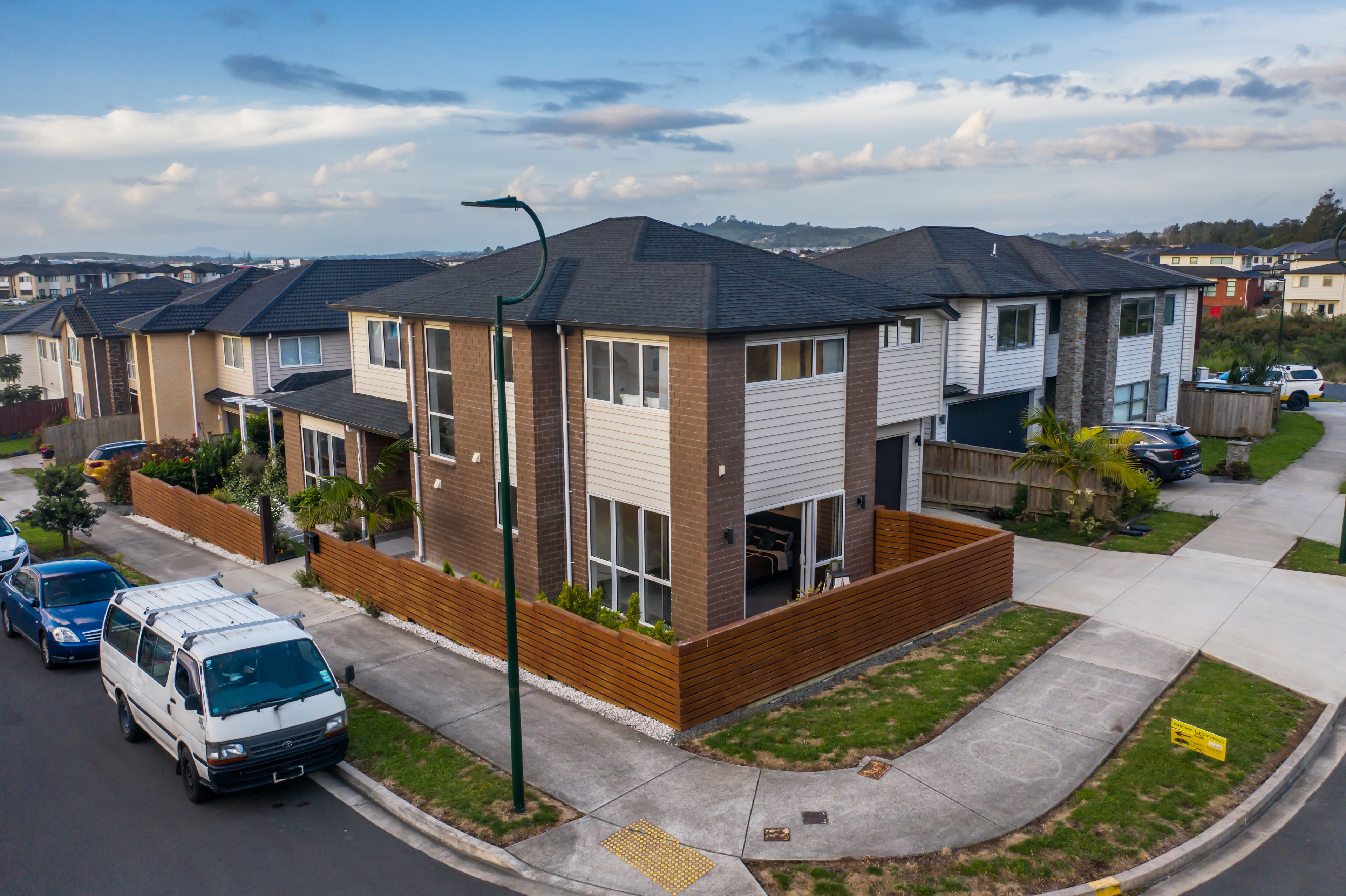 1 Cloghfin Place, Flat Bush, Manukau City 2023