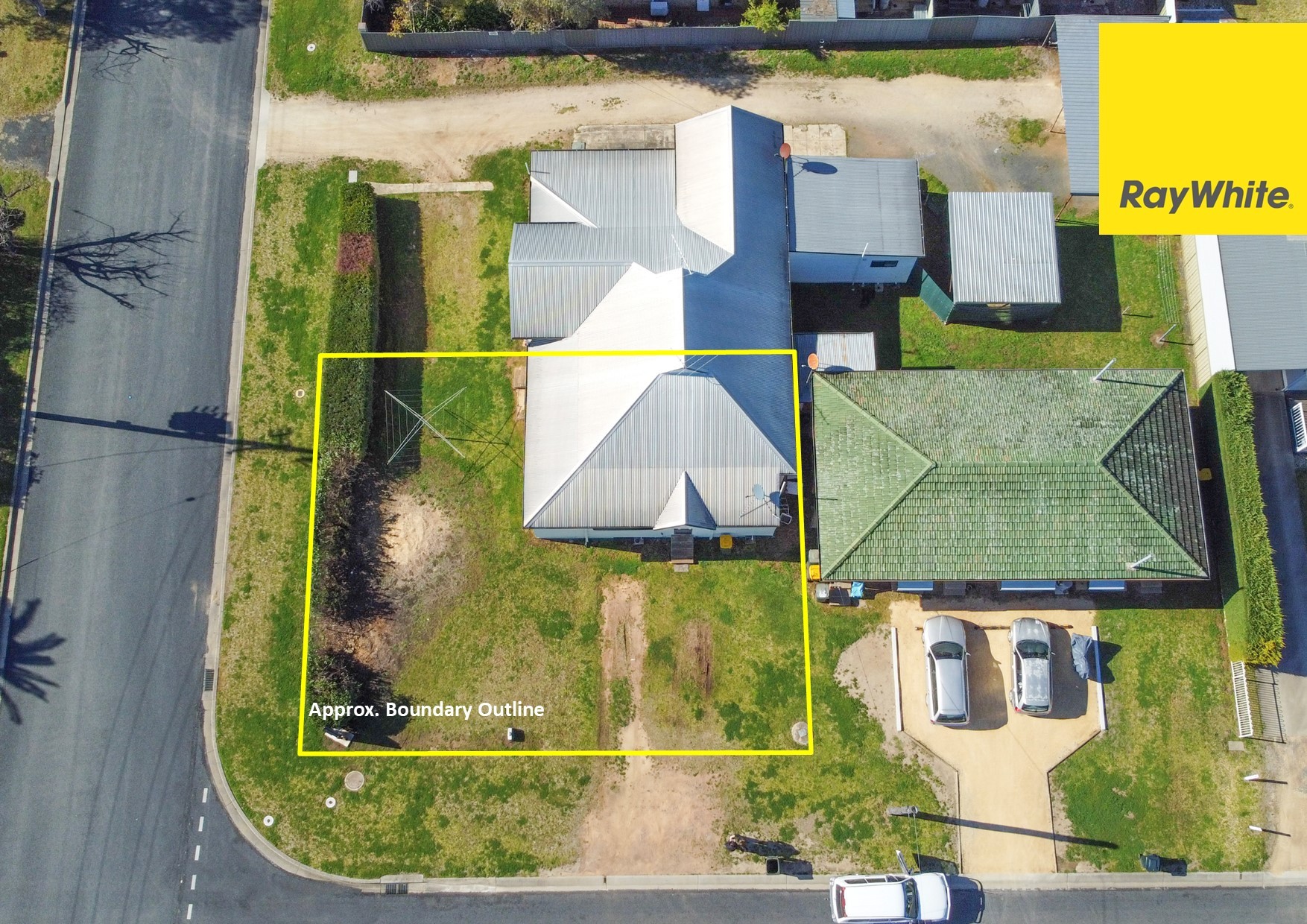 2/2a Herbert Street, Inverell, NSW 2360