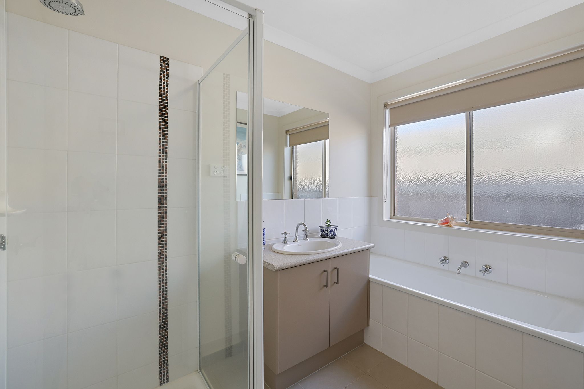 6 Clifford Drive — photo 12 of 24