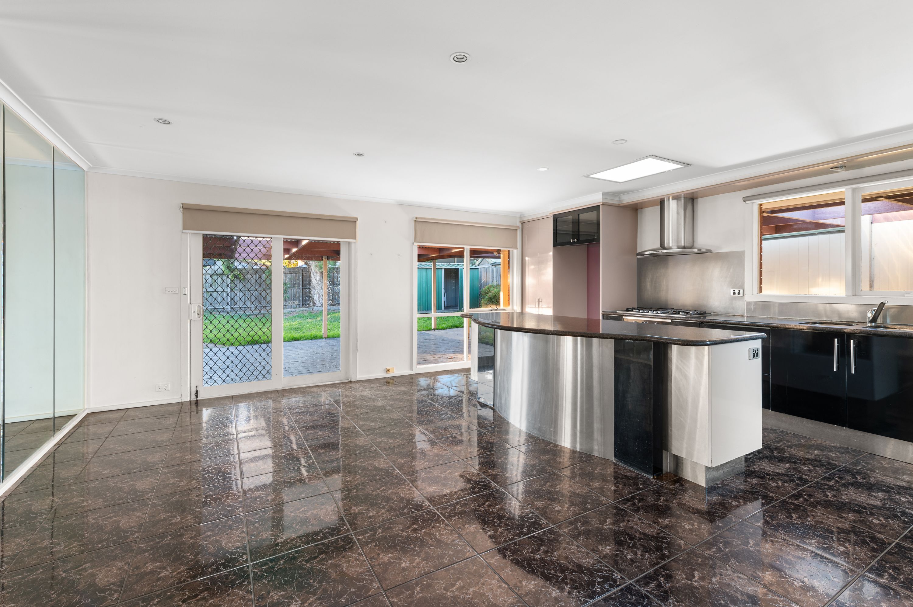 35 Thompson Circuit, Mill Park, VIC 3082