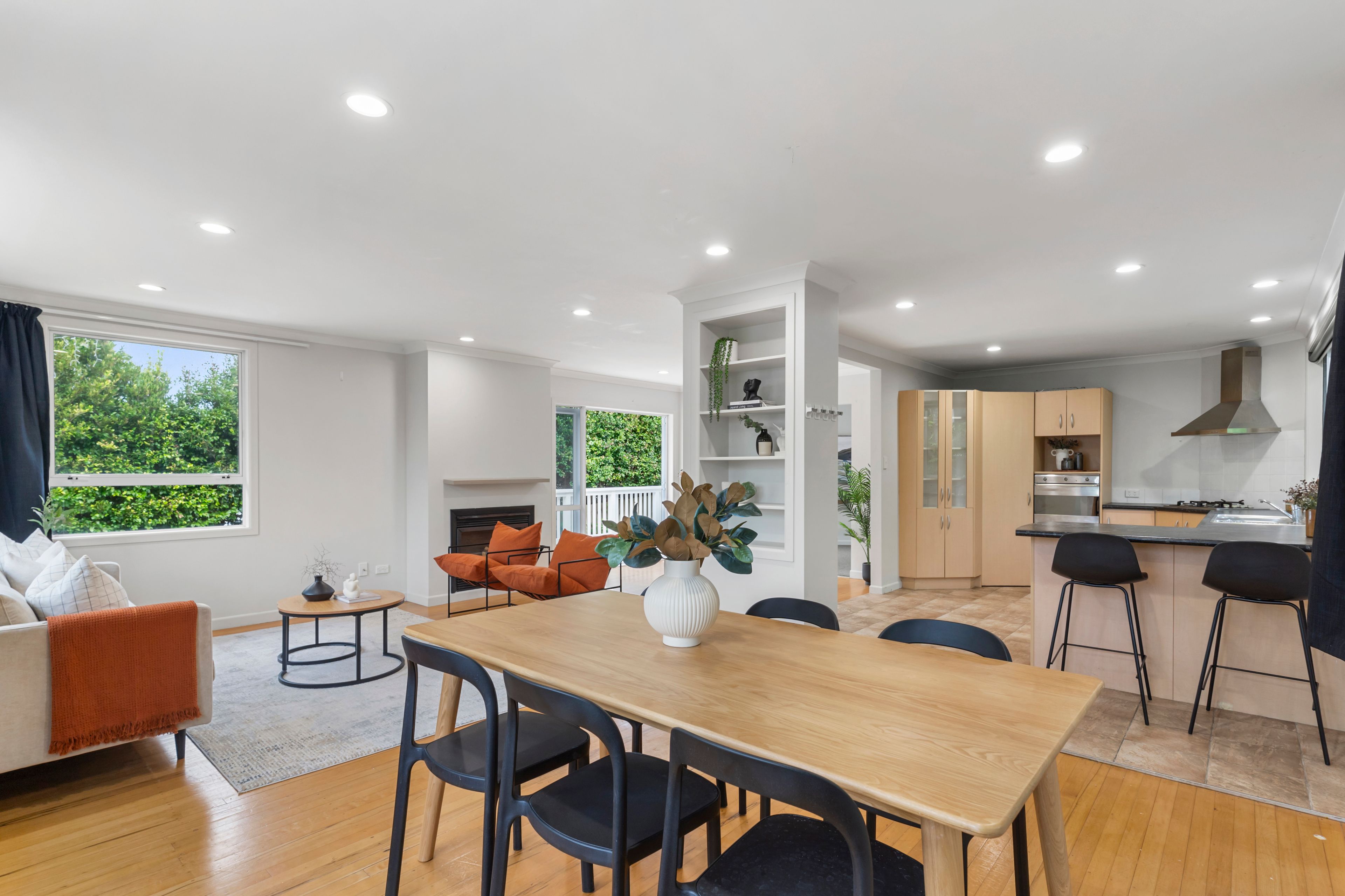 704A East Coast Road, Pinehill, North Shore City