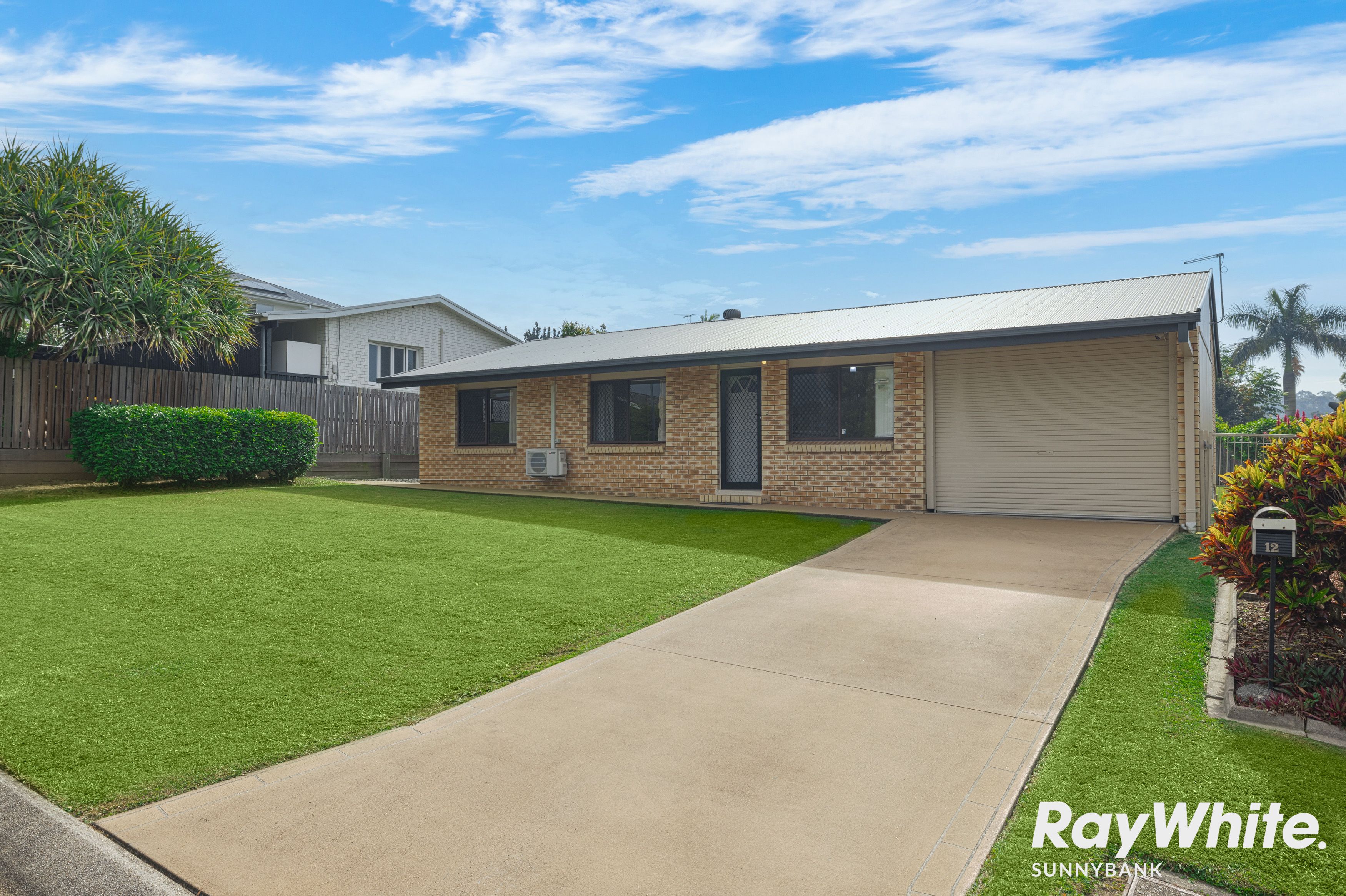 12 Pavuvu Street, Mansfield, QLD 4122