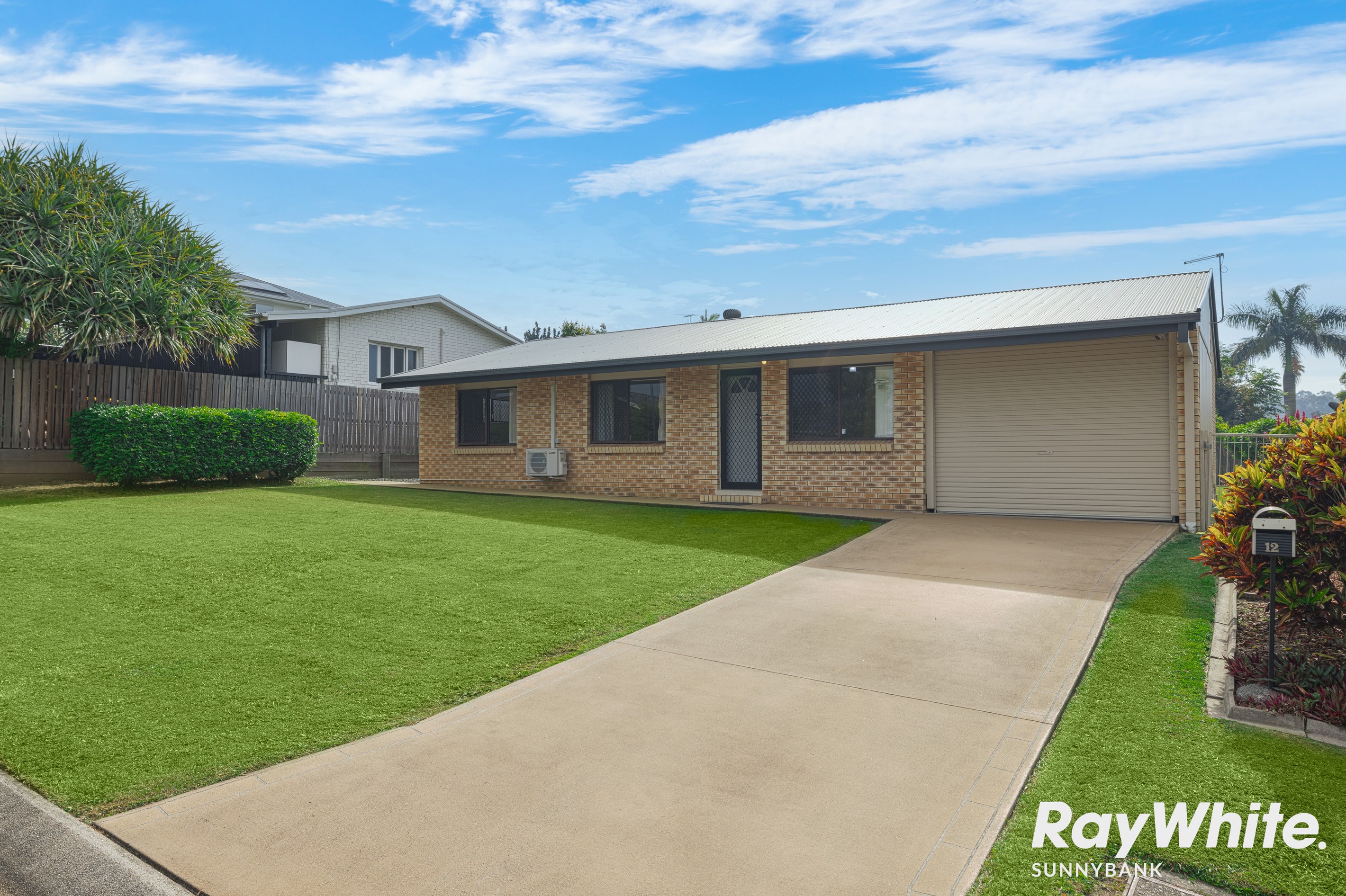 12 Pavuvu Street, Mansfield, QLD 4122