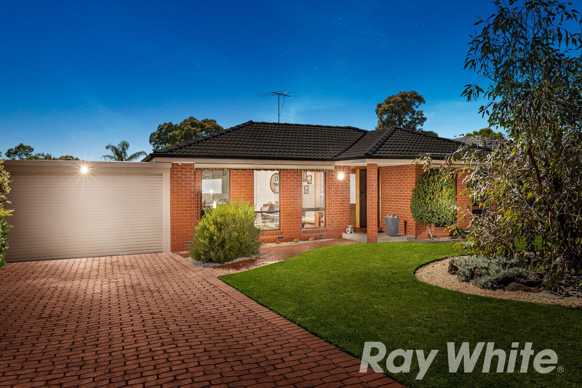2 Macarthur Court, Mill Park VIC 3082