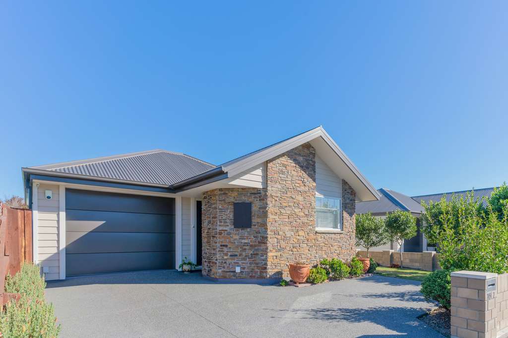 2/249 Wairakei Road, Bryndwr, Christchurch City Real Estate Ray
