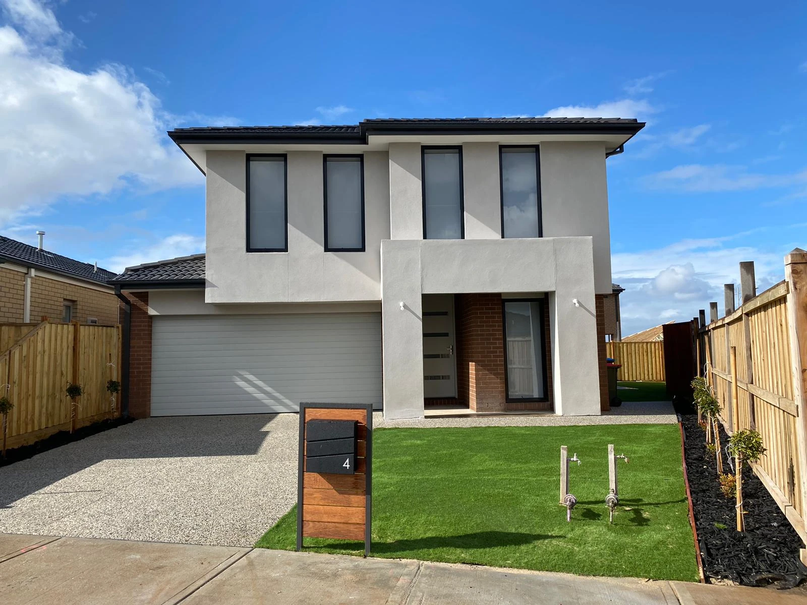 4 Southdown Avenue, Truganina, VIC 3029