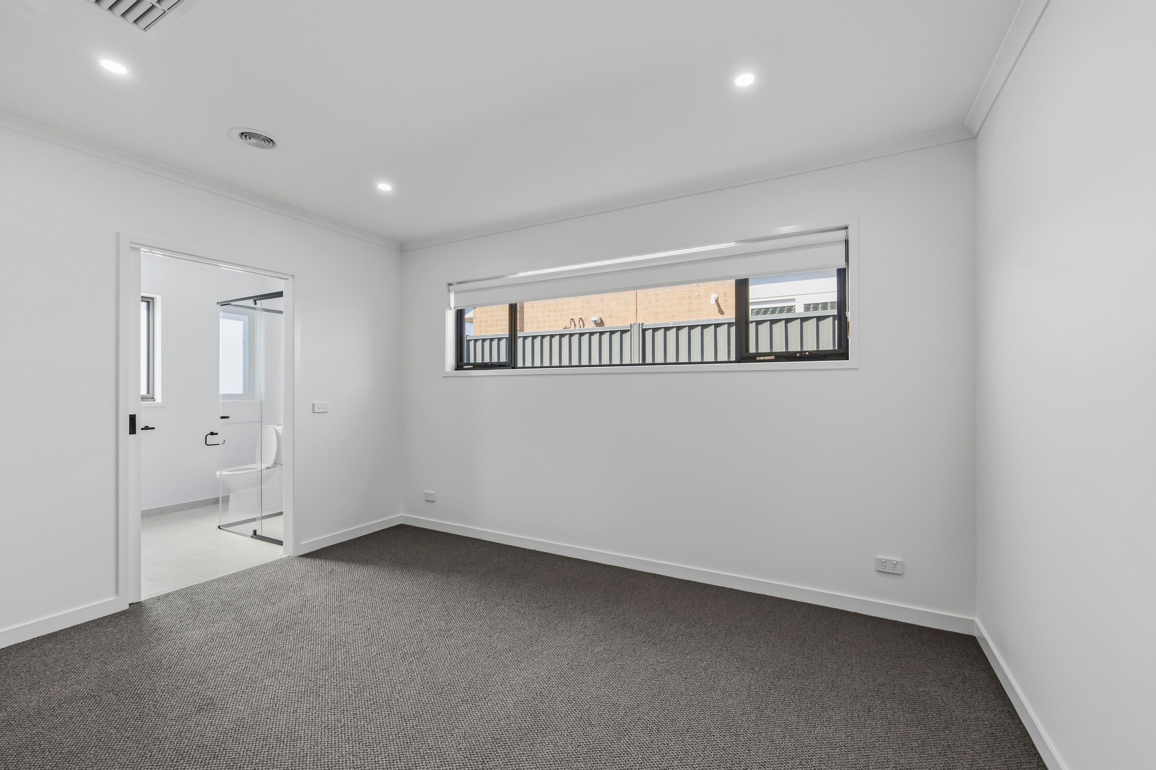 34 Lee Road — photo 5 of 8