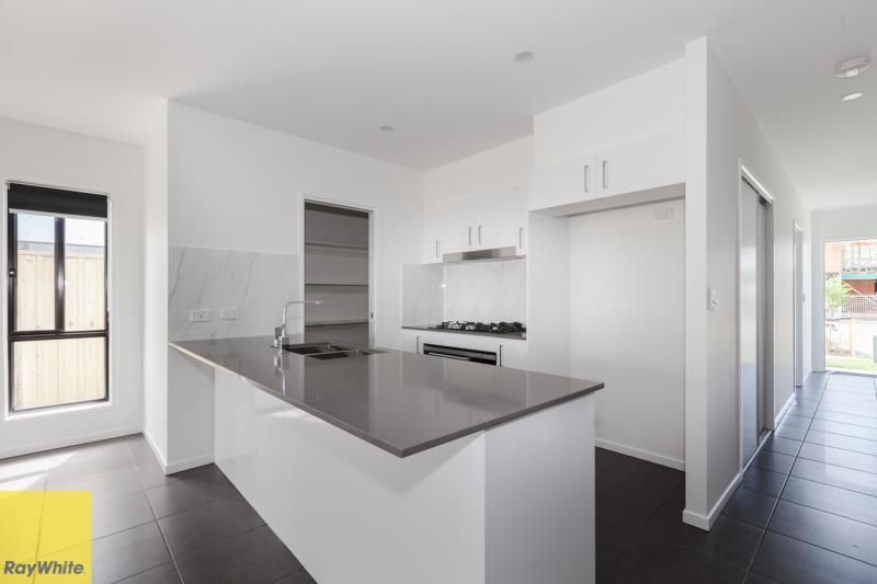 177 Spinnaker Boulevard, Newport, QLD 4020
