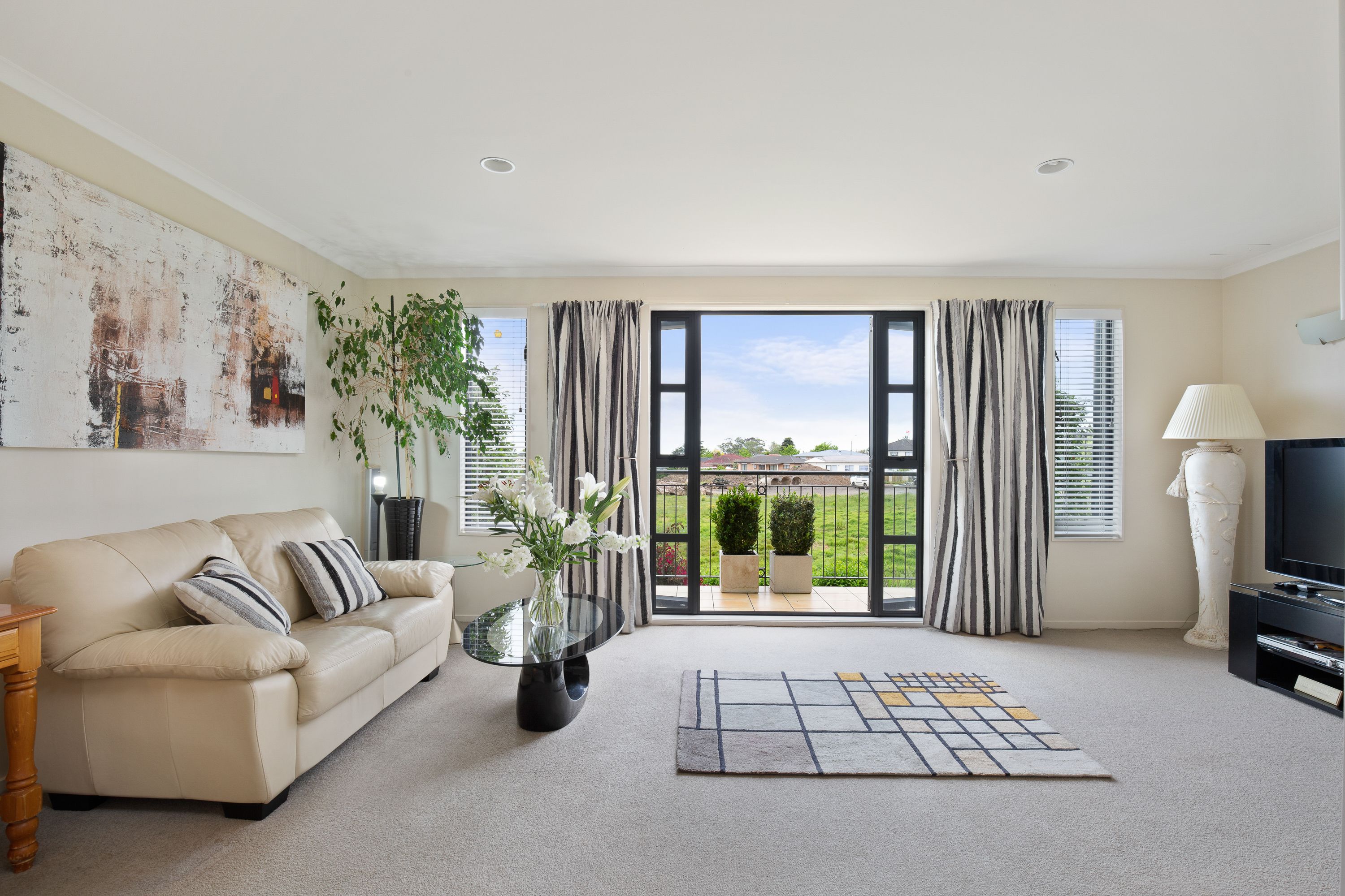 10/268 Shirley Road, Papatoetoe, Manukau City