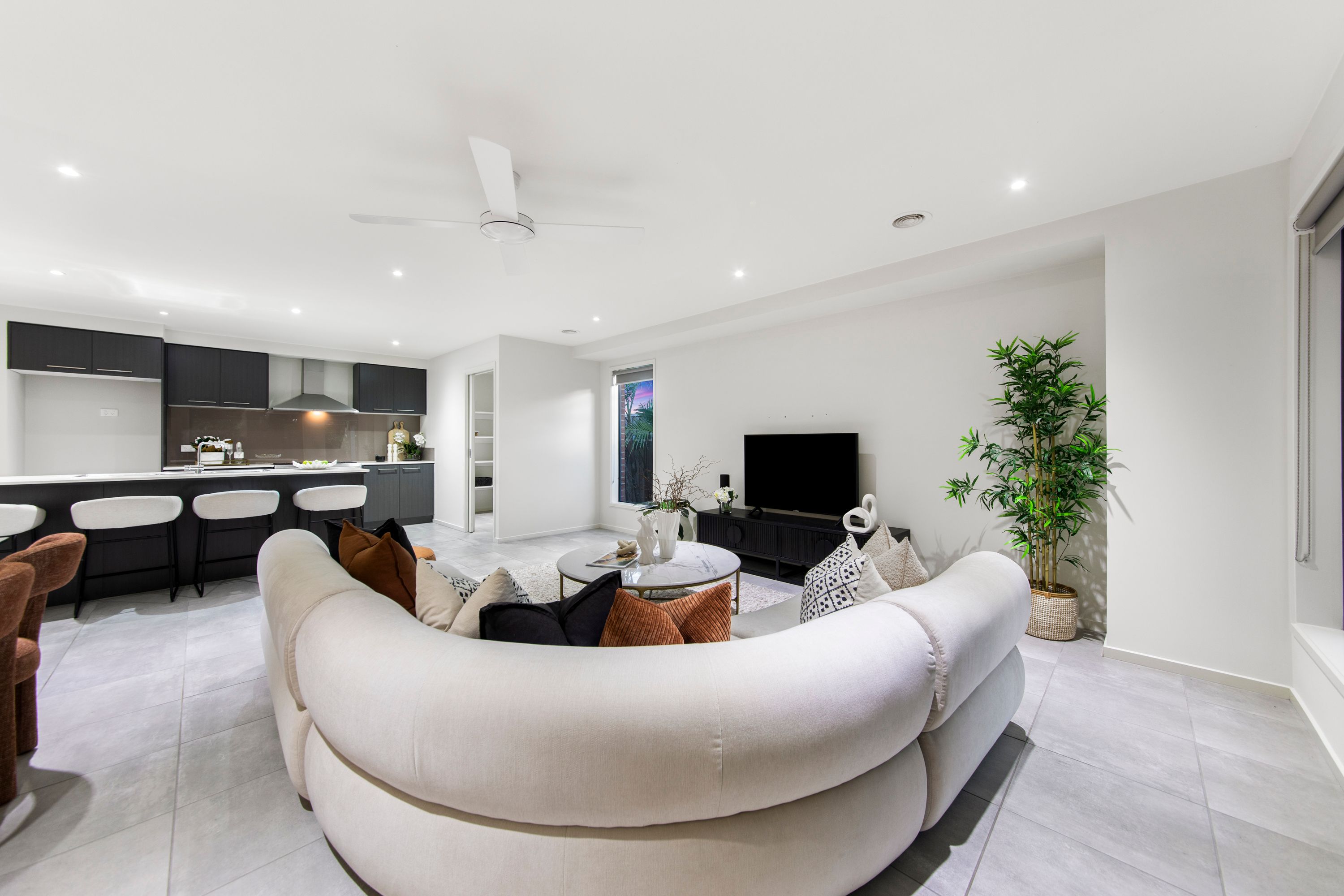 46 Lotus Street — photo 22 of 30