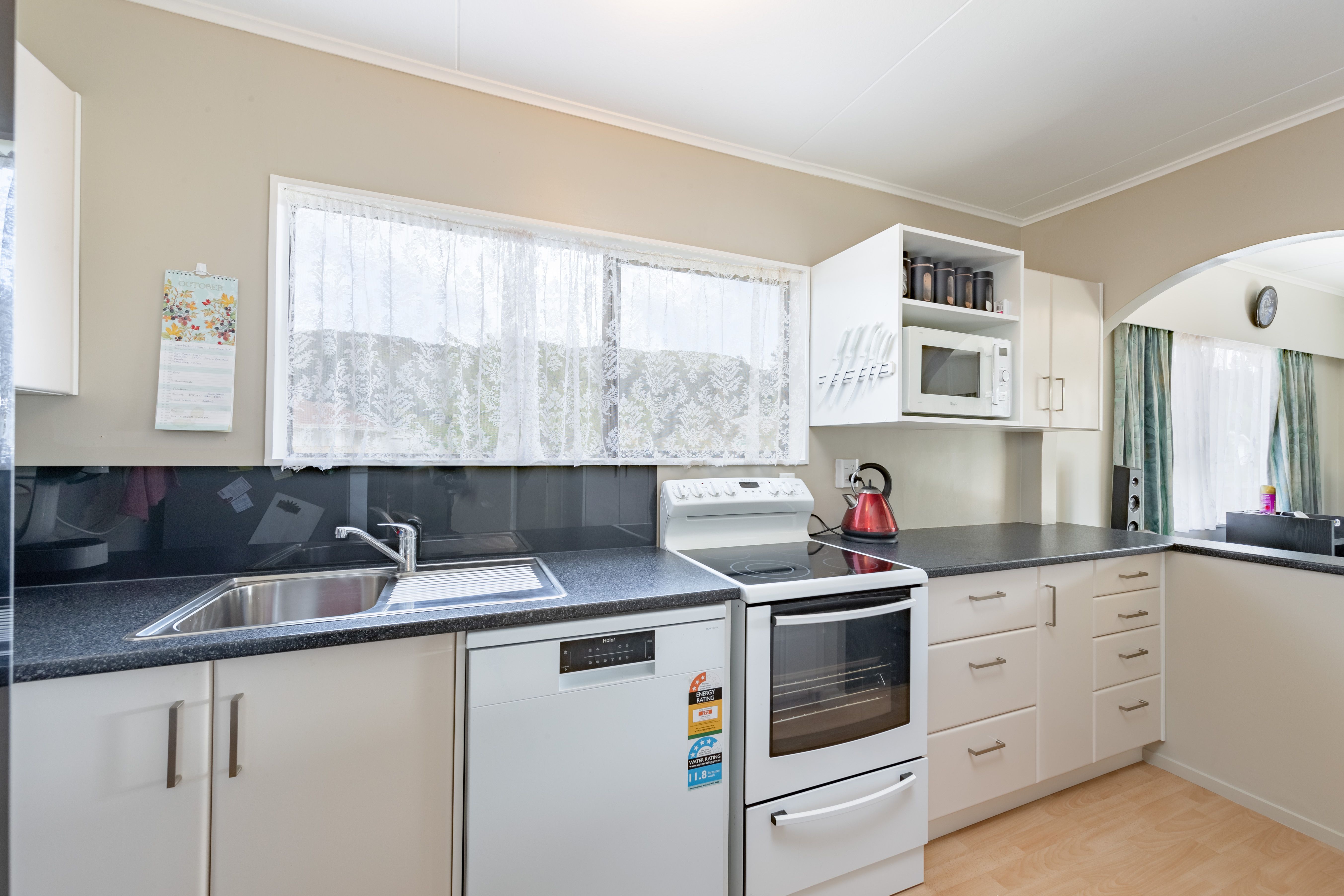 2A Ipswich Grove, Wainuiomata, Lower Hutt City
