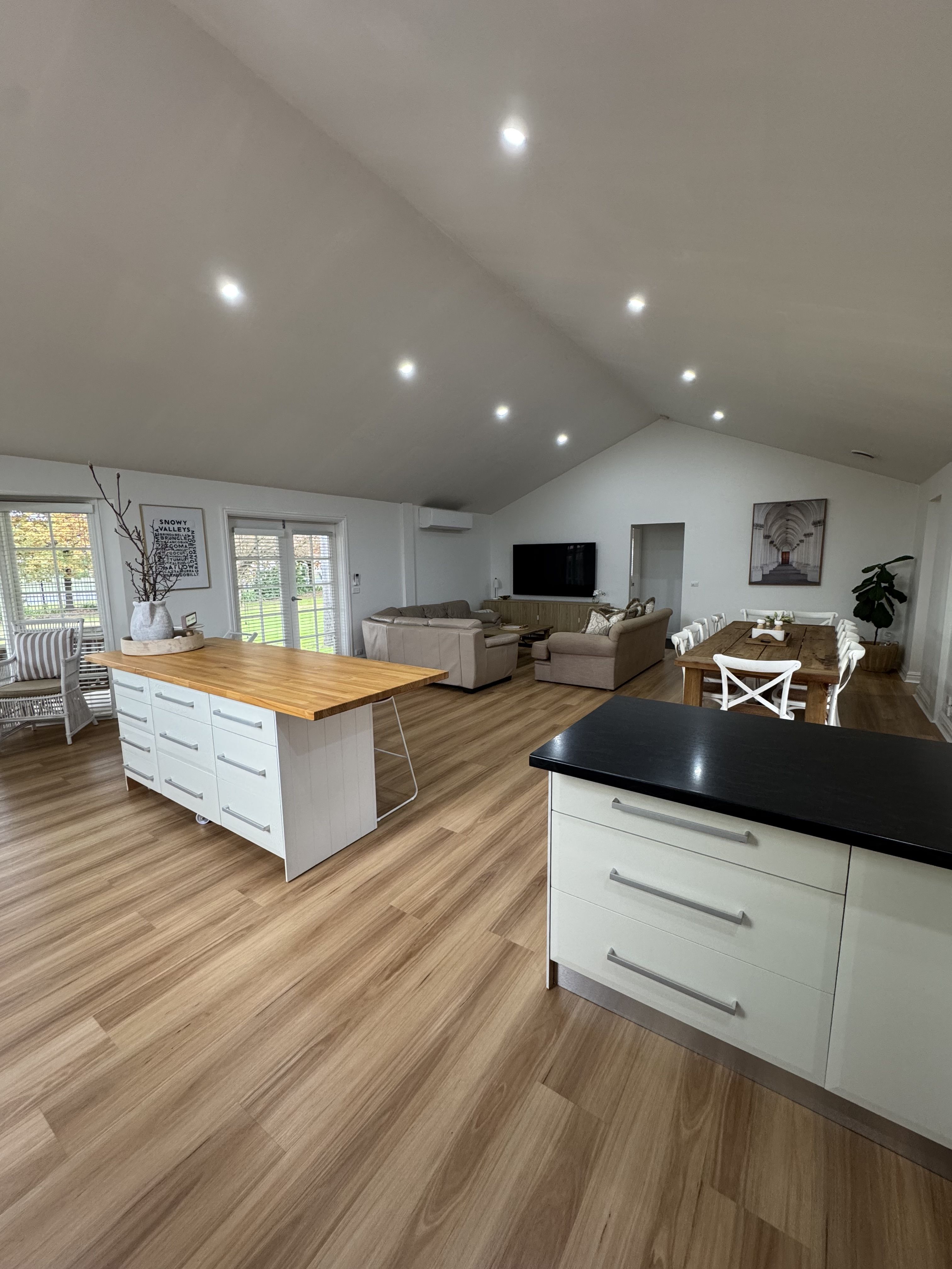 73-75 Broughton Street, Tumut, NSW 2720