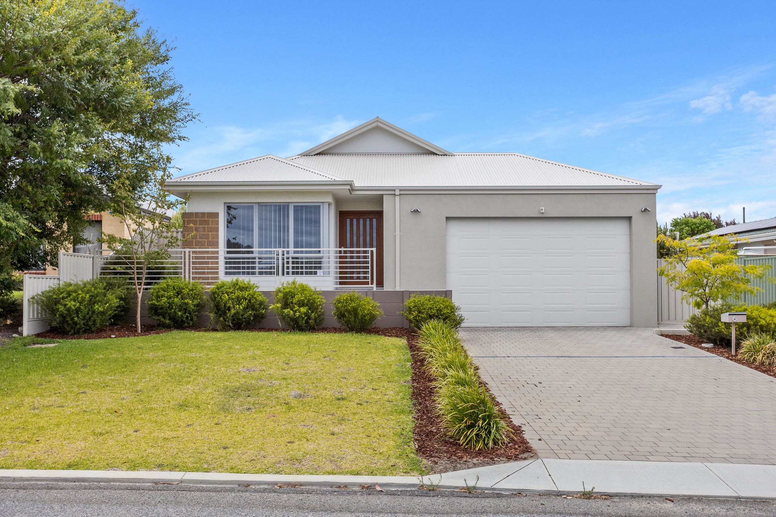 6 Caple Street, Willagee, WA 6156