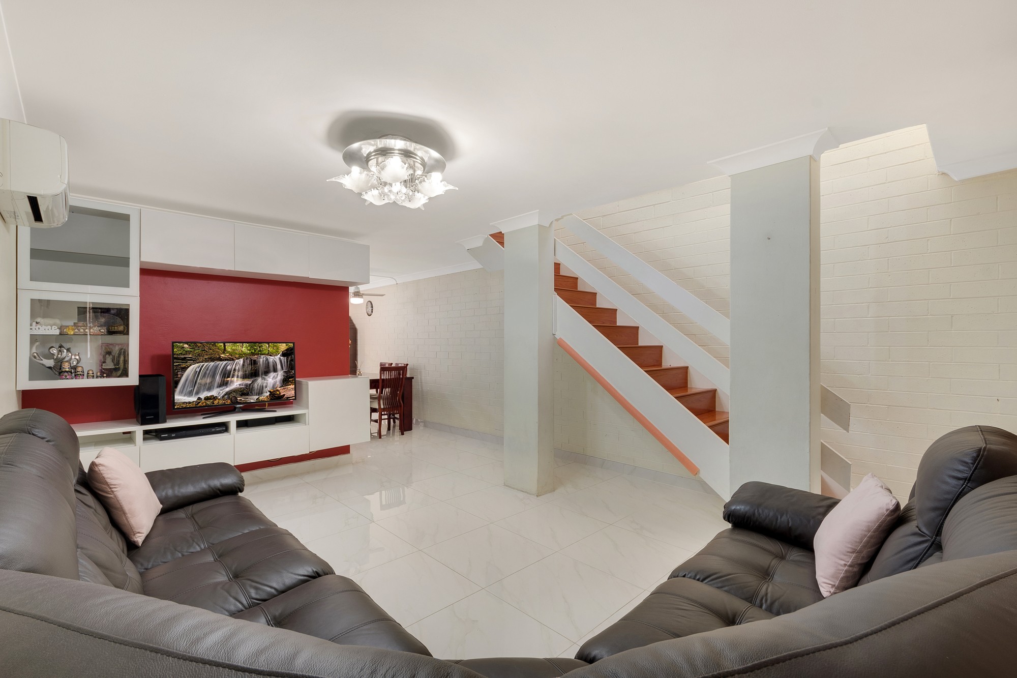 Macquarie Fields, NSW 2564