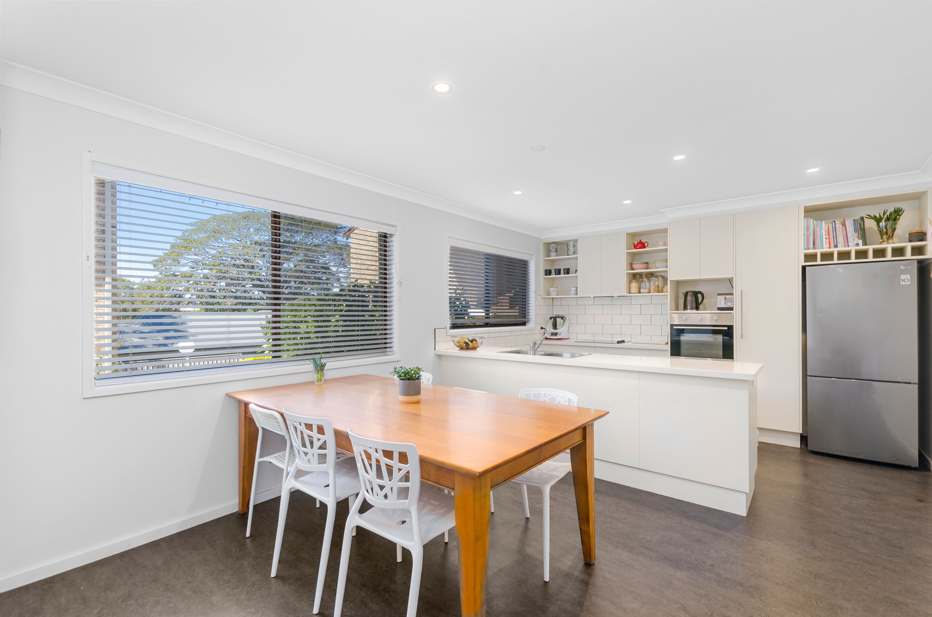 37 Mountain Road, Austinmer NSW 2515