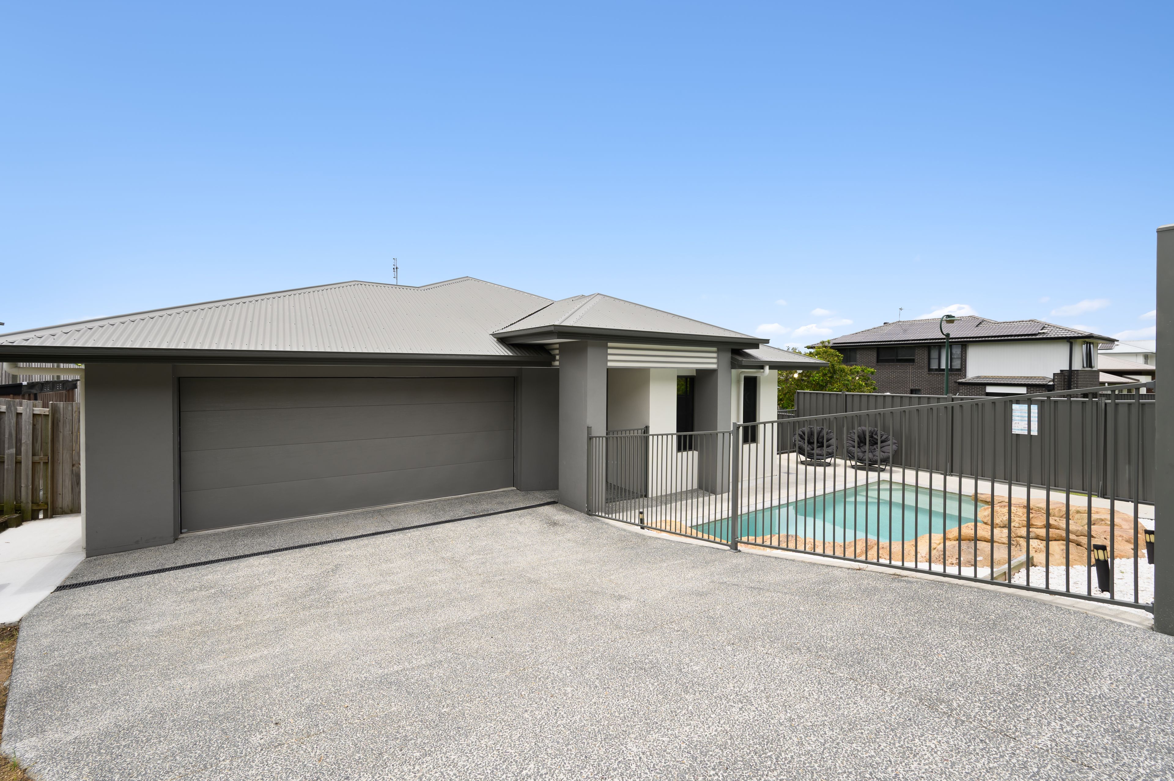 1 Pembroke Street, Maudsland, QLD 4210