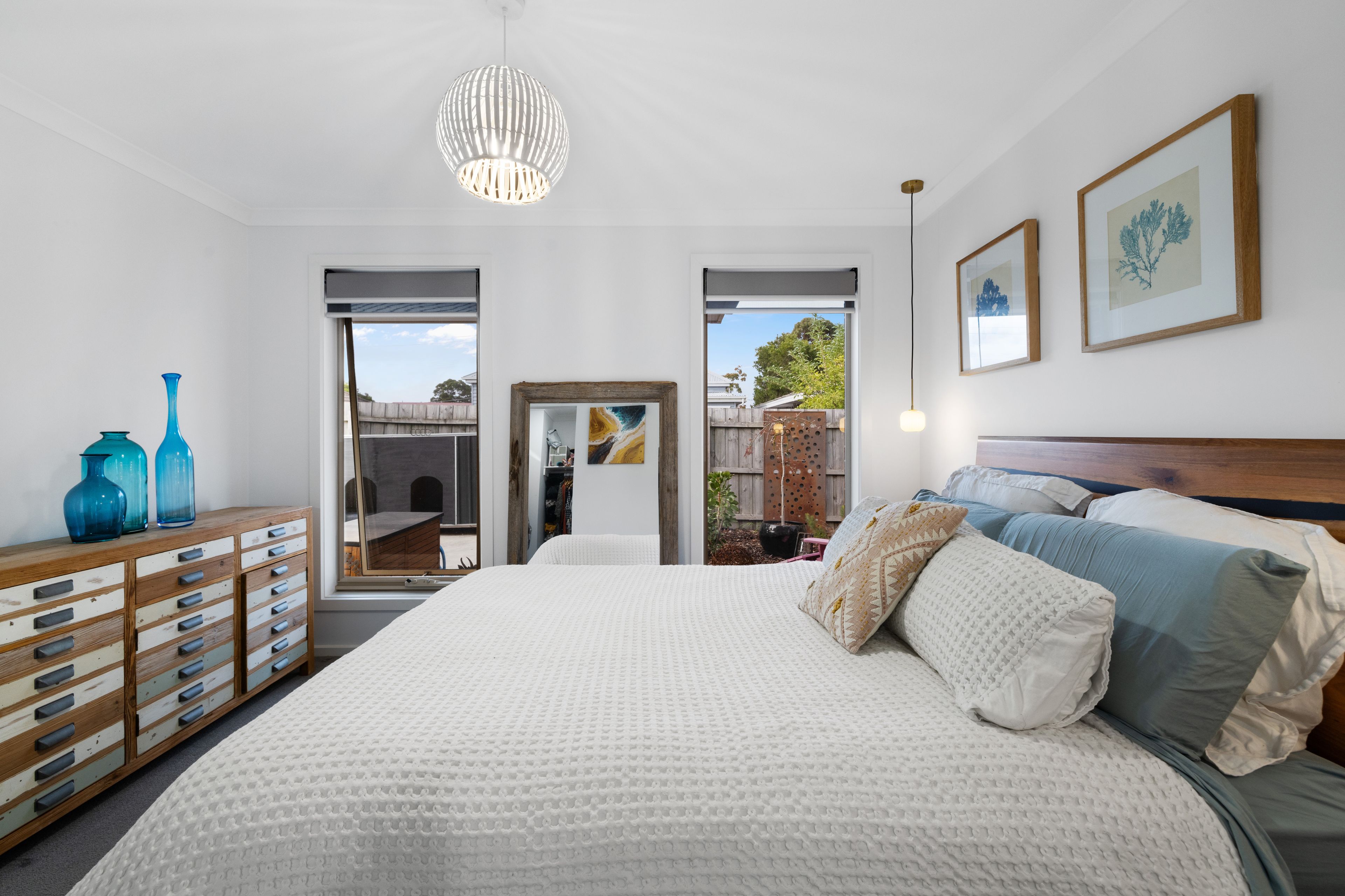 2/11 Parkes Street — photo 6 of 14