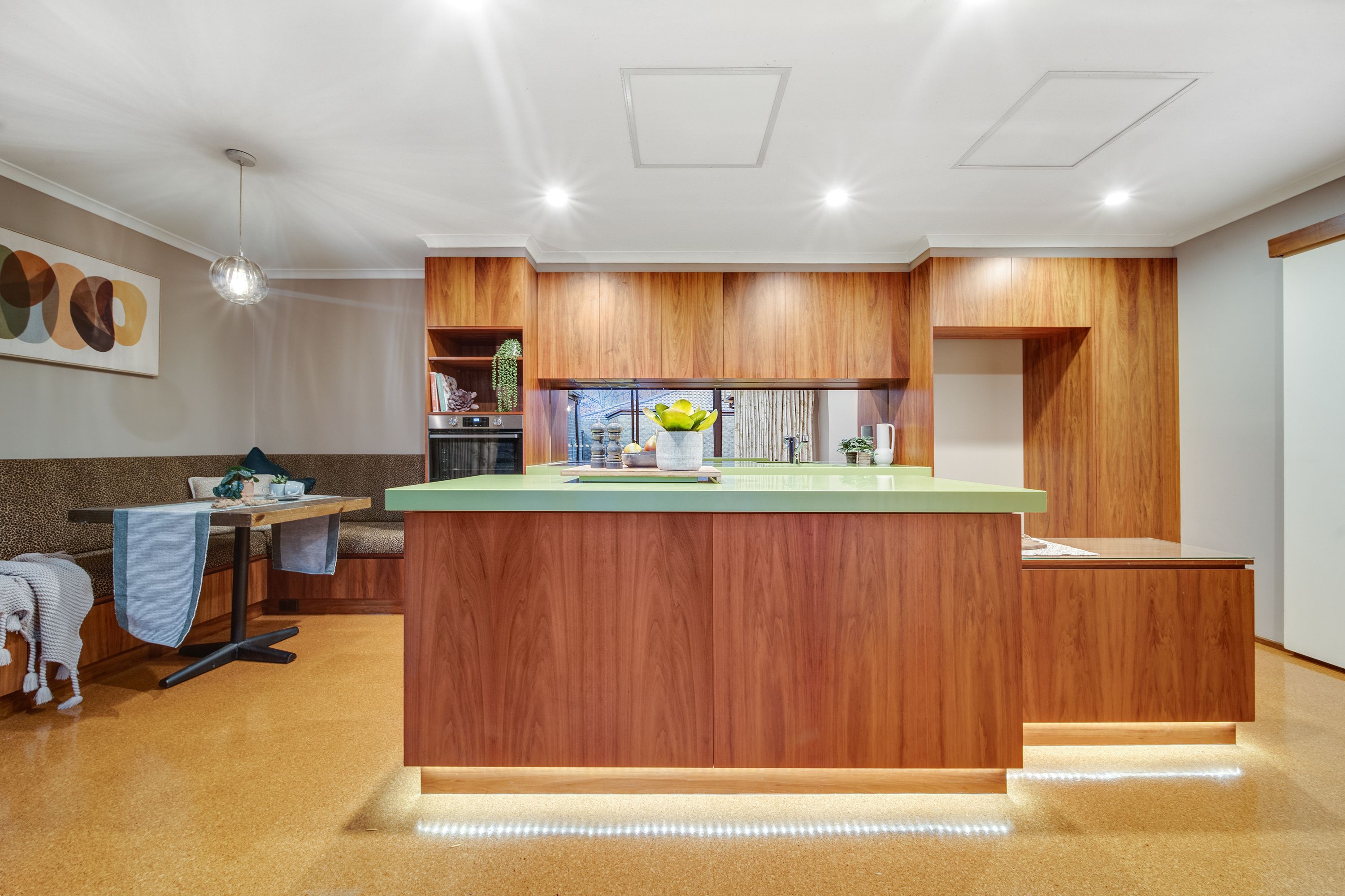 4 Simons Close, McKellar, ACT 2617 Sold House Ray White Canberra