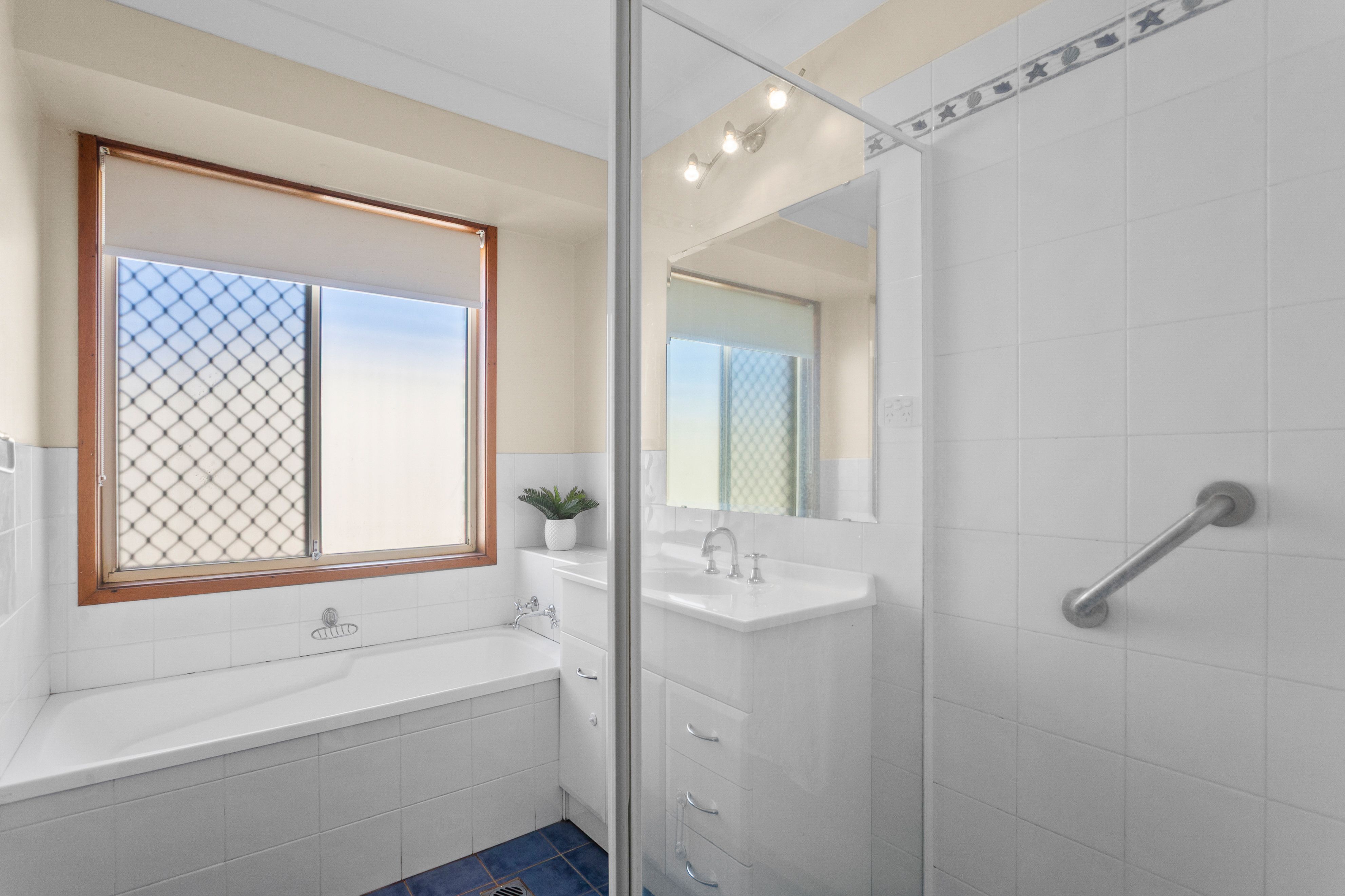 29 Macleay Place — photo 6 of 8