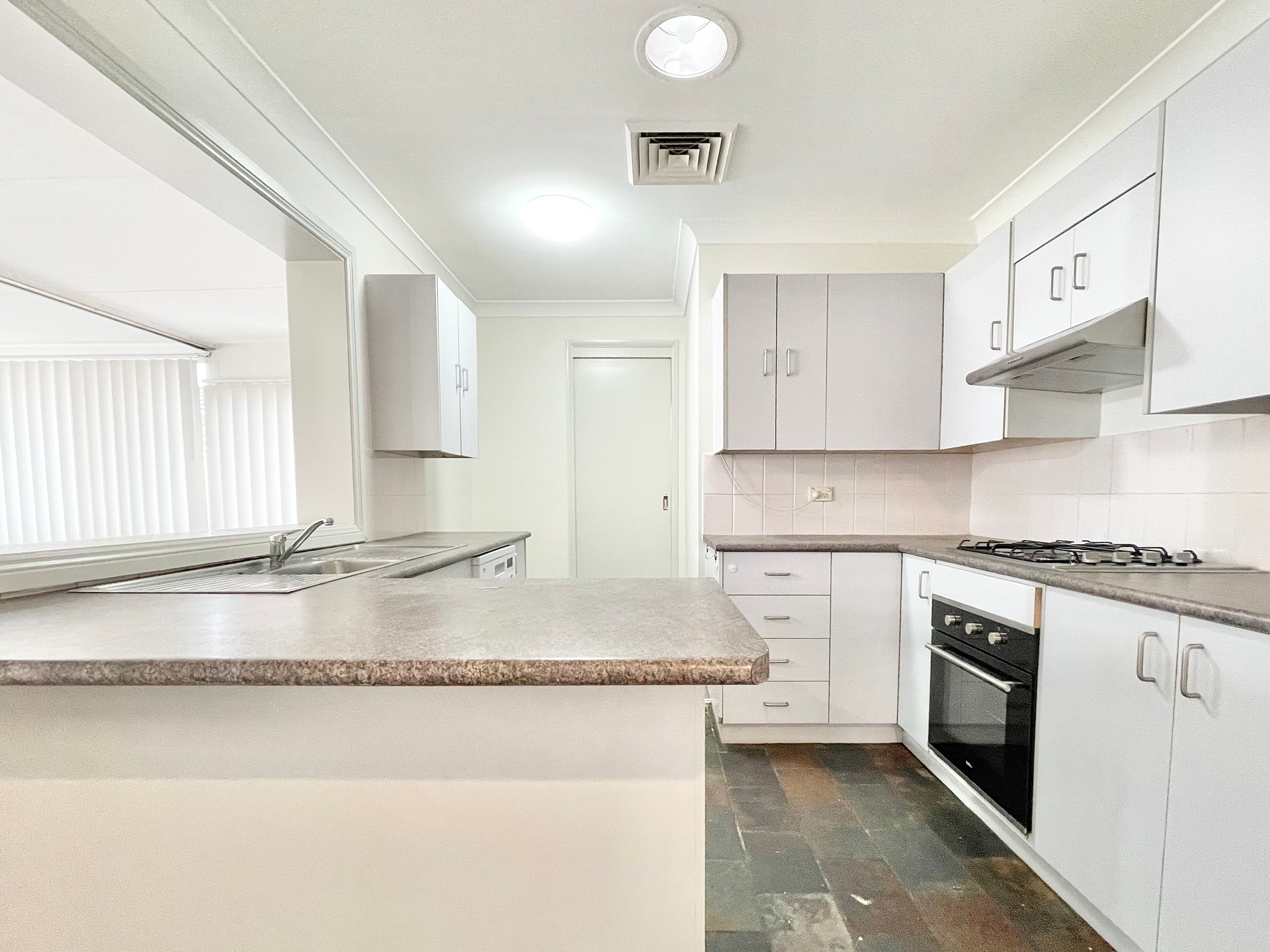 15 Paperbark Close, Glenmore Park, NSW 2745