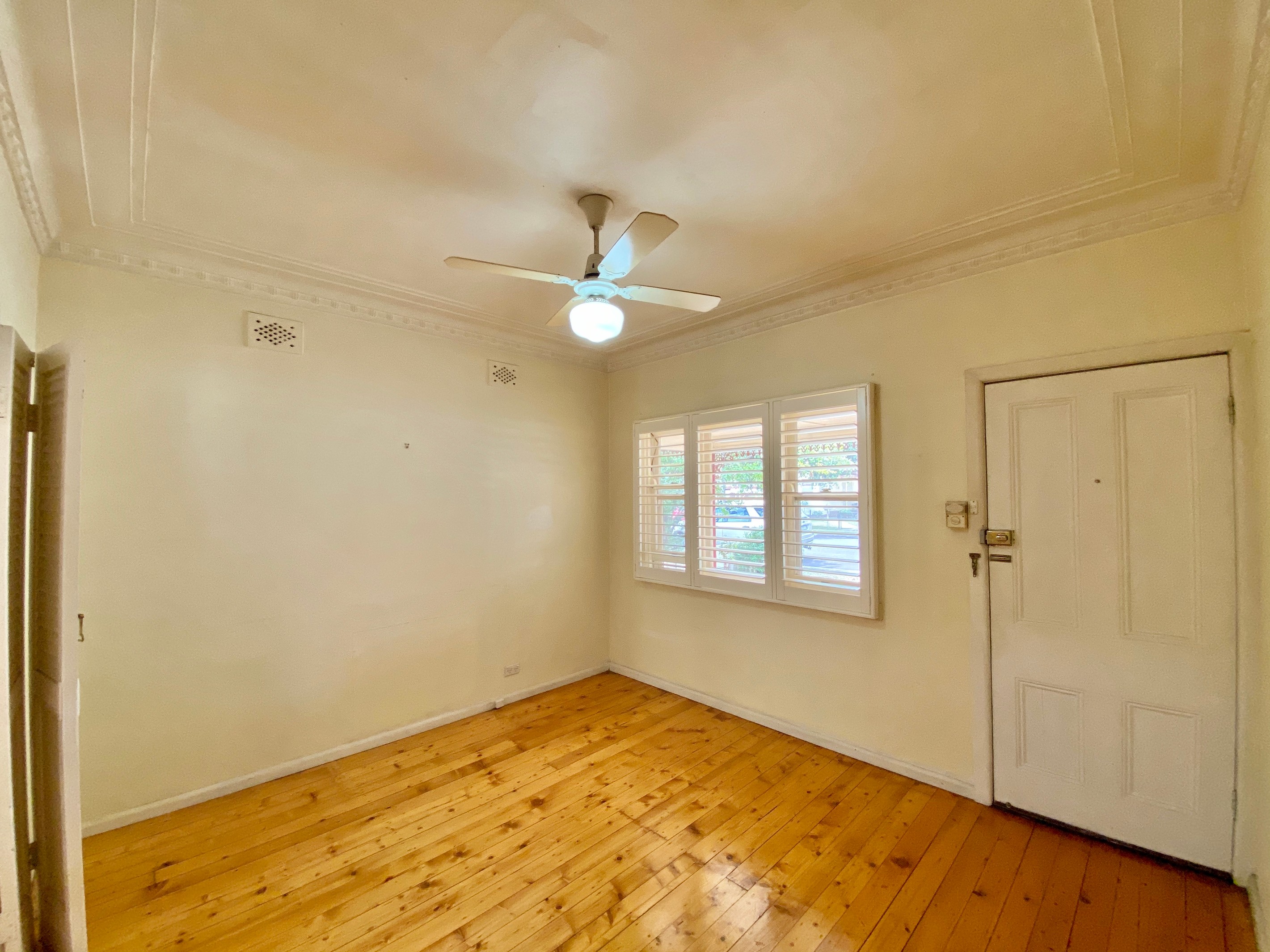 15 Hardy Avenue, Riverwood, NSW 2210