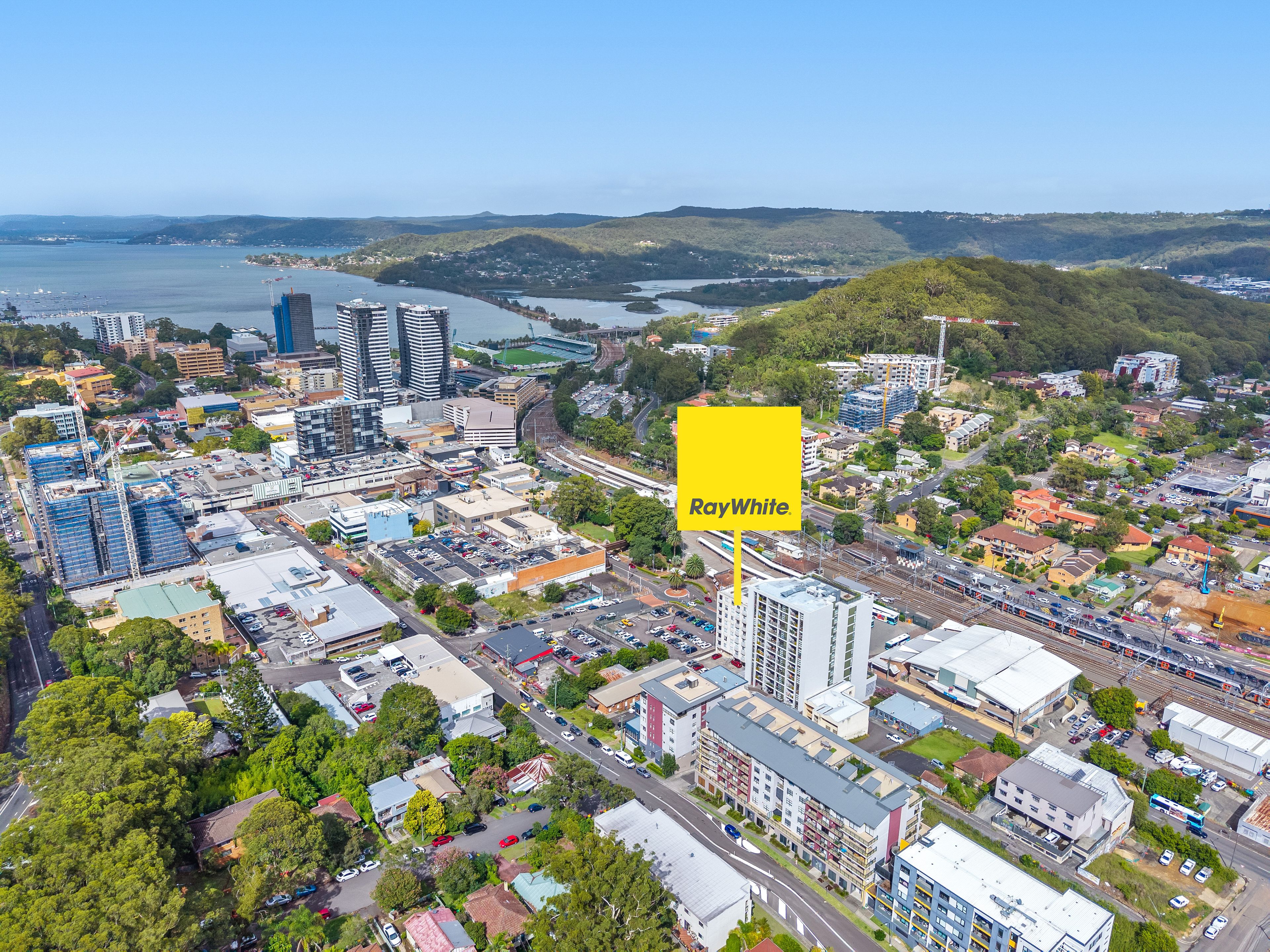 802/273-275 Mann Street, Gosford, NSW 2250
