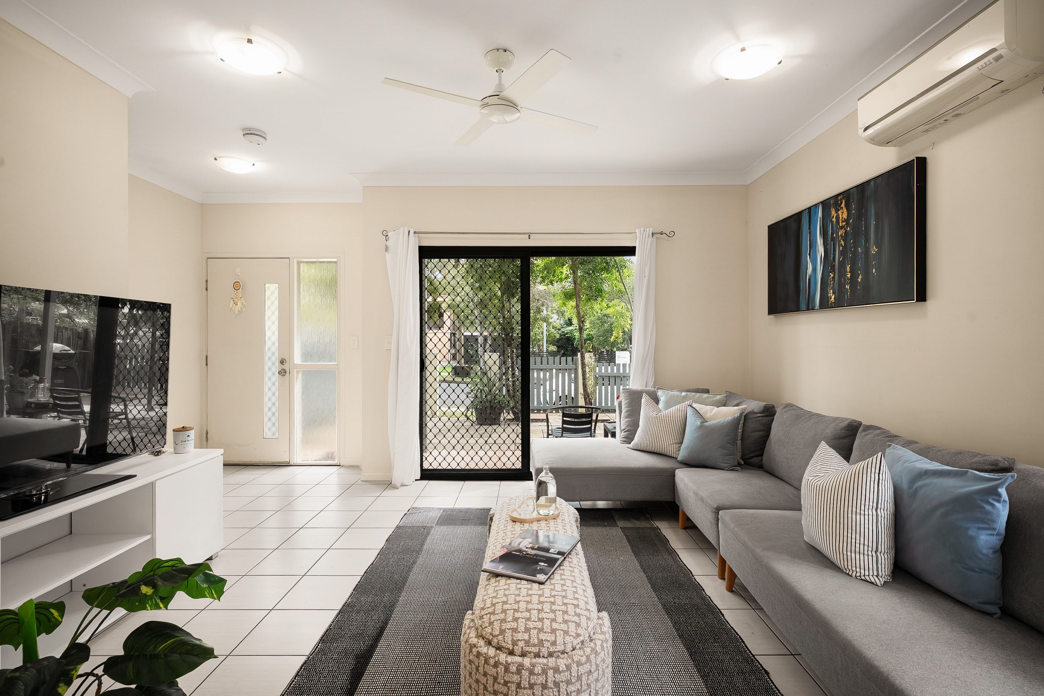 1/34 Warren Street, St Lucia, QLD 4067