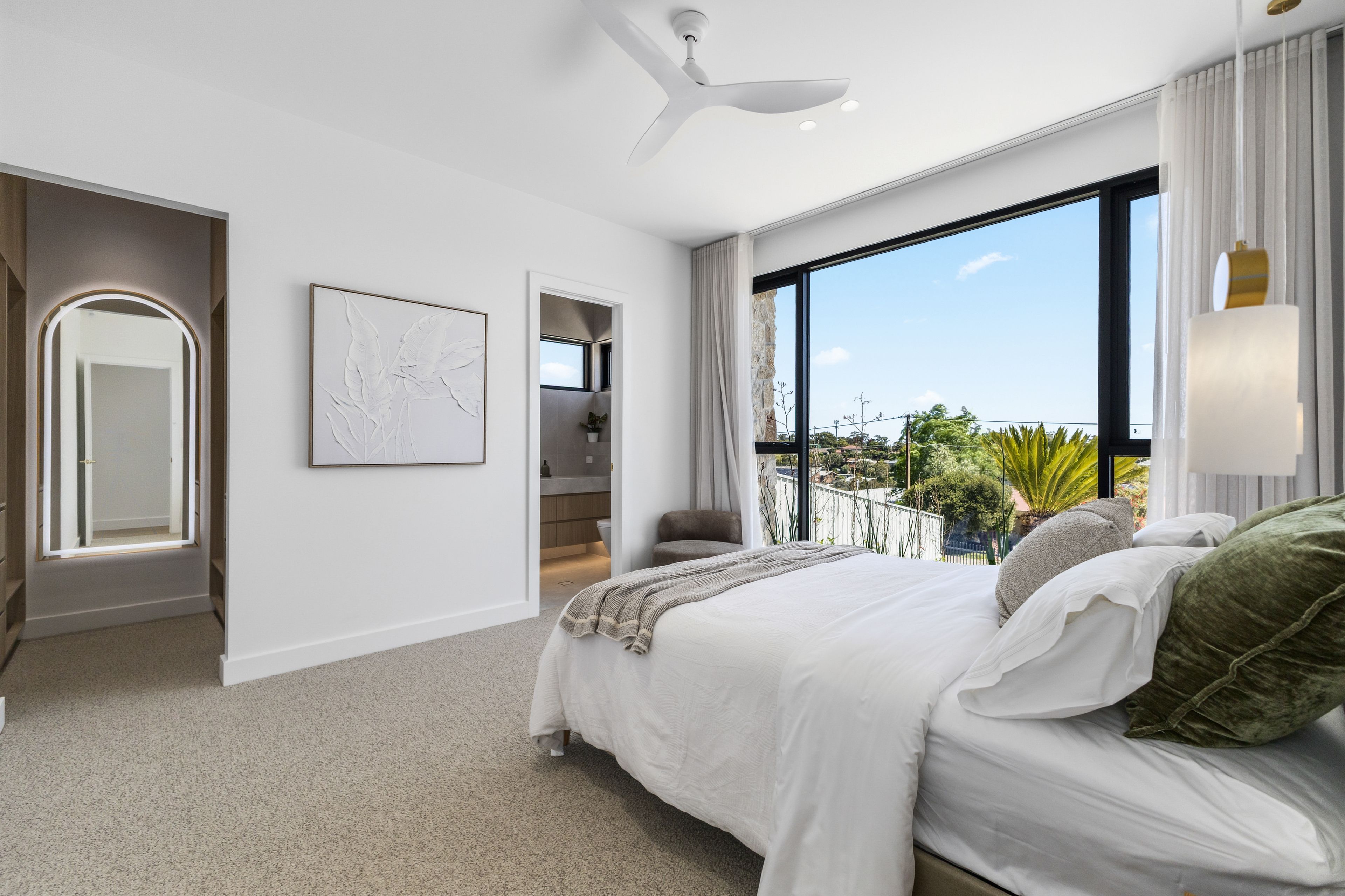32 Ross Street — photo 10 of 19