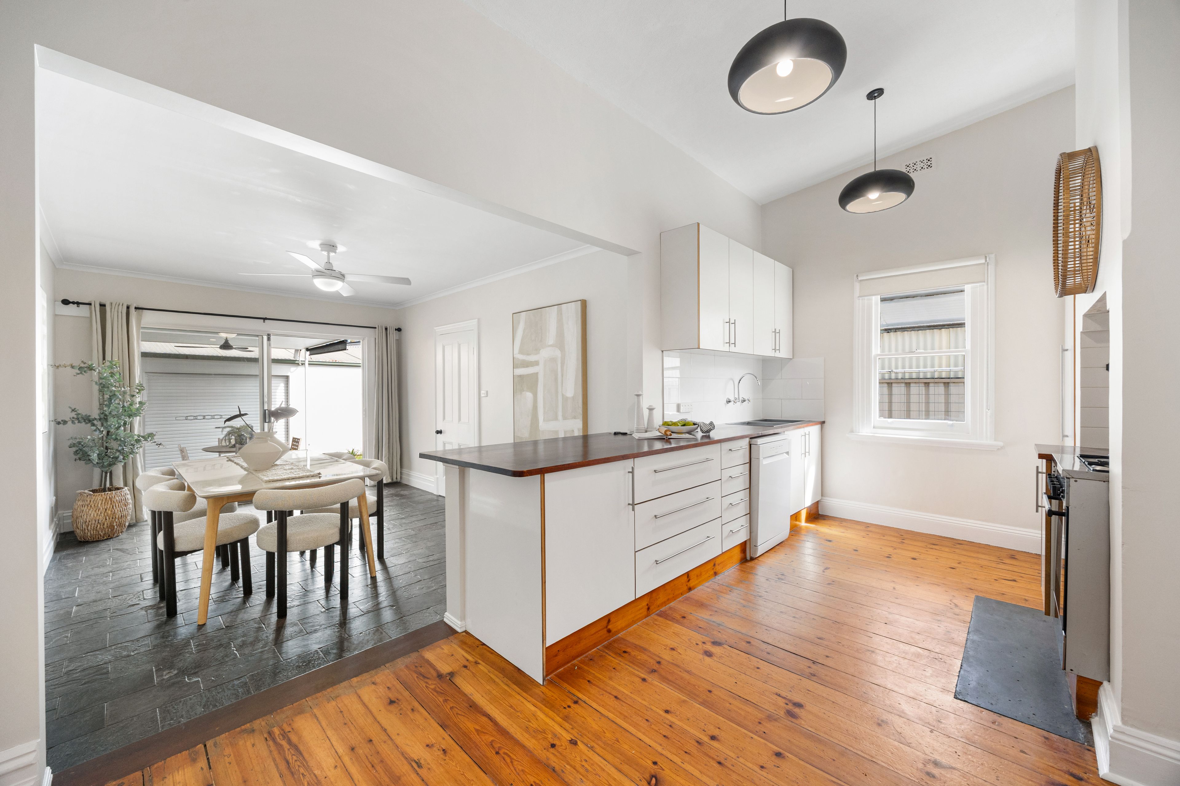 80 King Street — photo 9 of 15