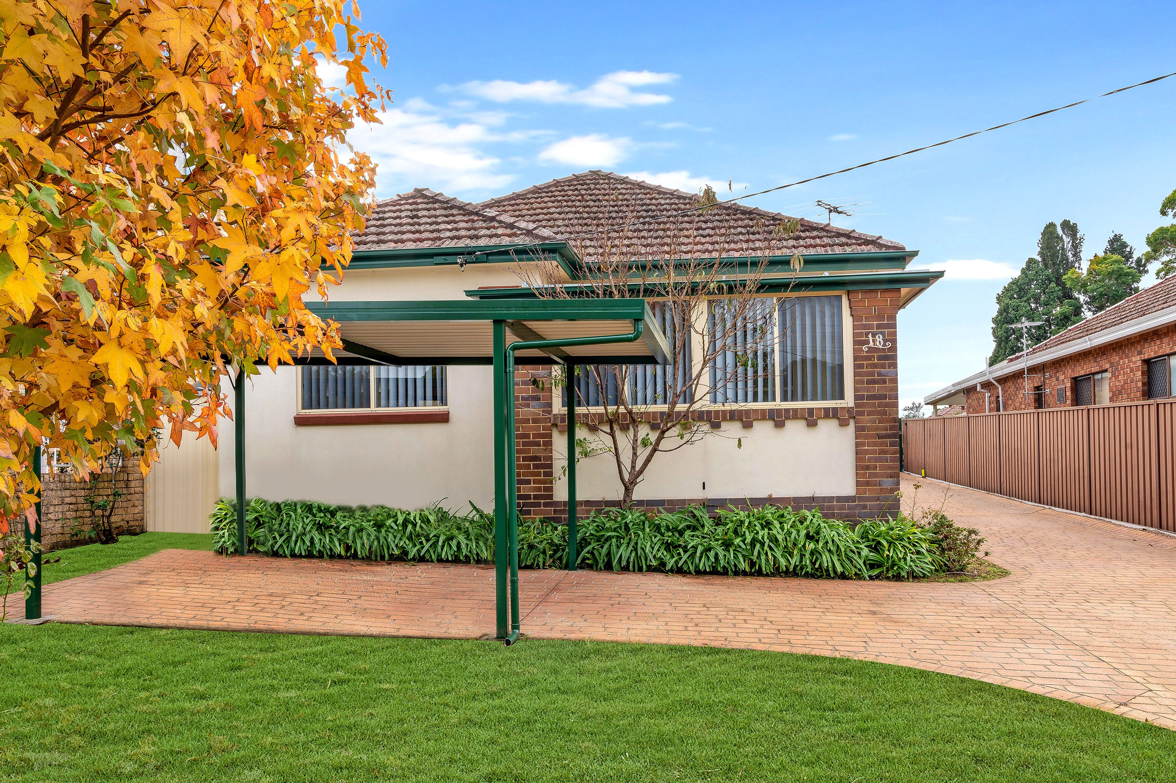 18 Amy Road, Peakhurst NSW 2210