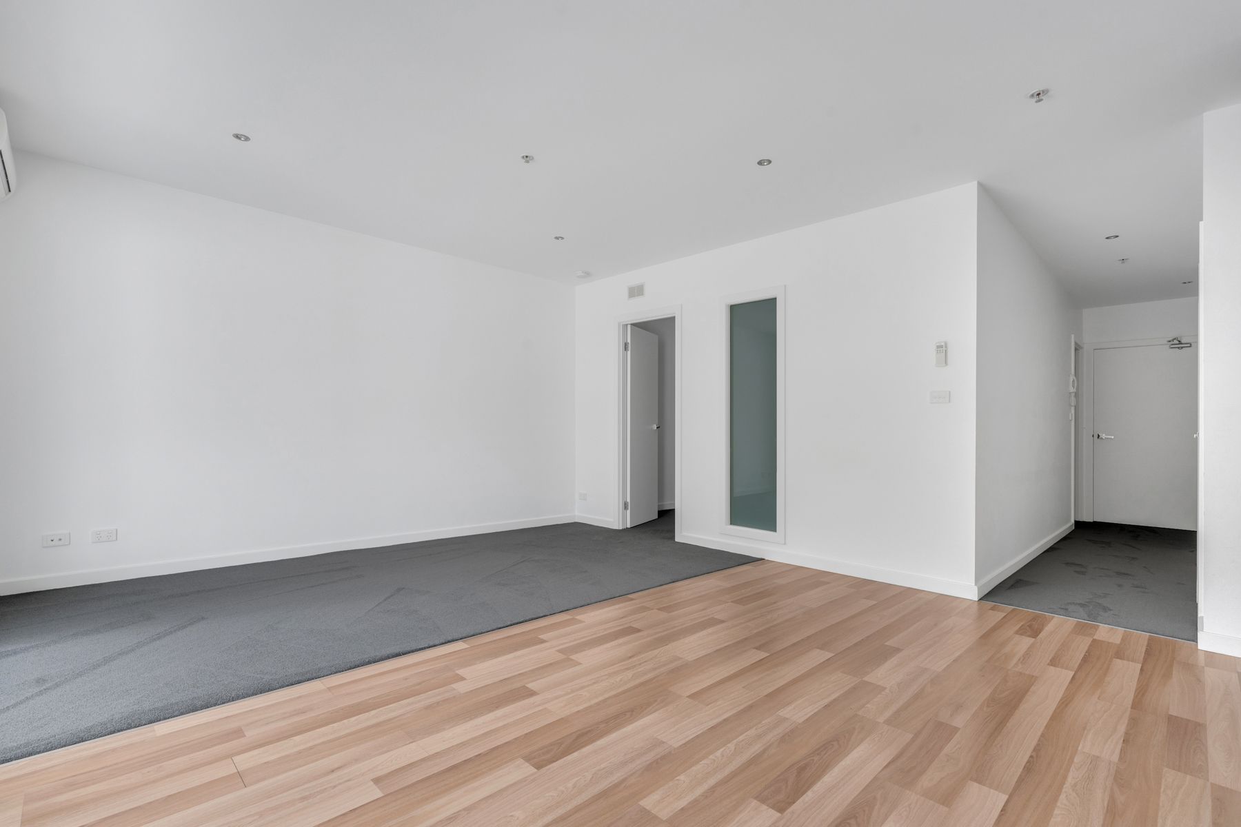3/777 Bell Street — photo 3 of 12